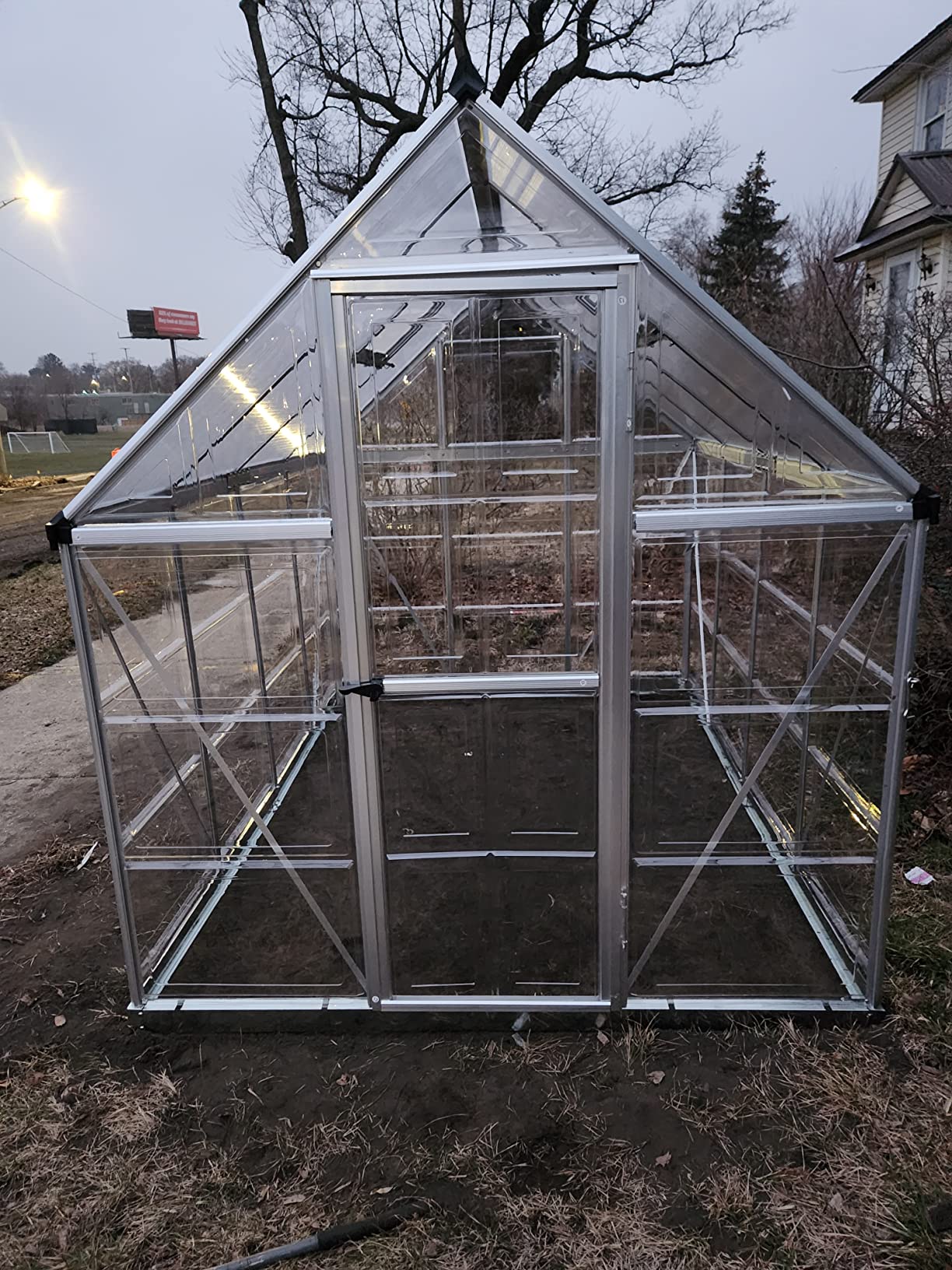 【Home&Garden】6x8 FT Hybrid Polycarbonate Greenhouse 2 Vent Window with Lockable Hinged Door
