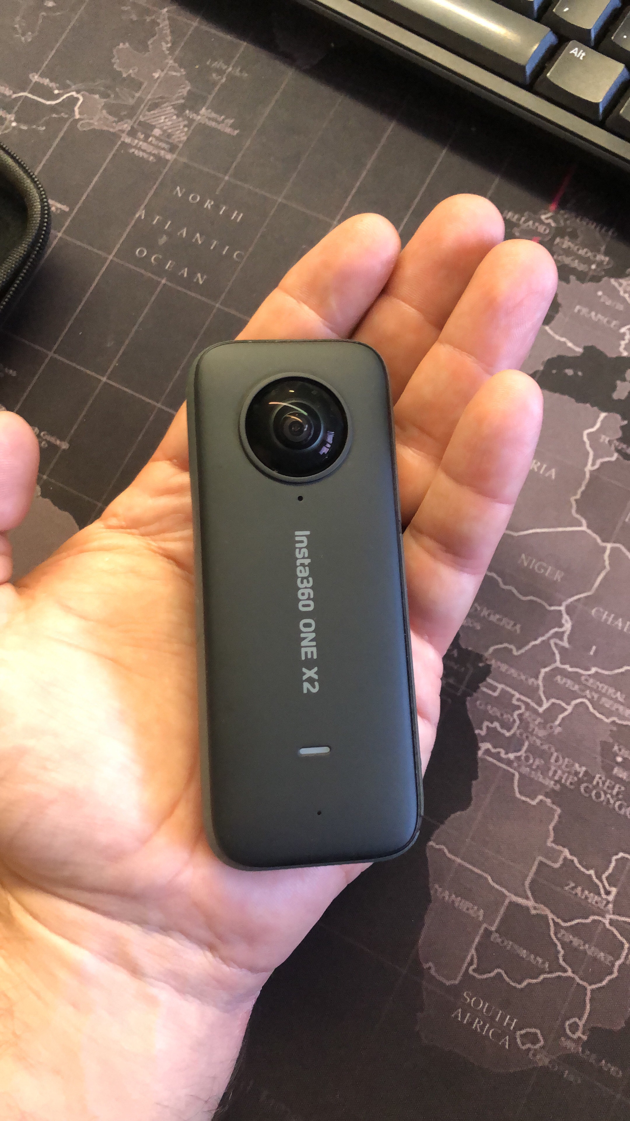 【Electronics】360 Degree Waterproof Action Camera, 5.7K 360, Stabilization, Touch Screen, AI Editing