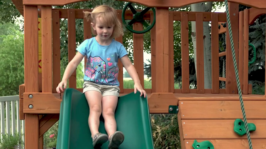 【Baby&Kids】Deluxe Wooden Swing Set with Vinyl Canopy Roof, Dual Wave Slides, and Rock Climbing Wall