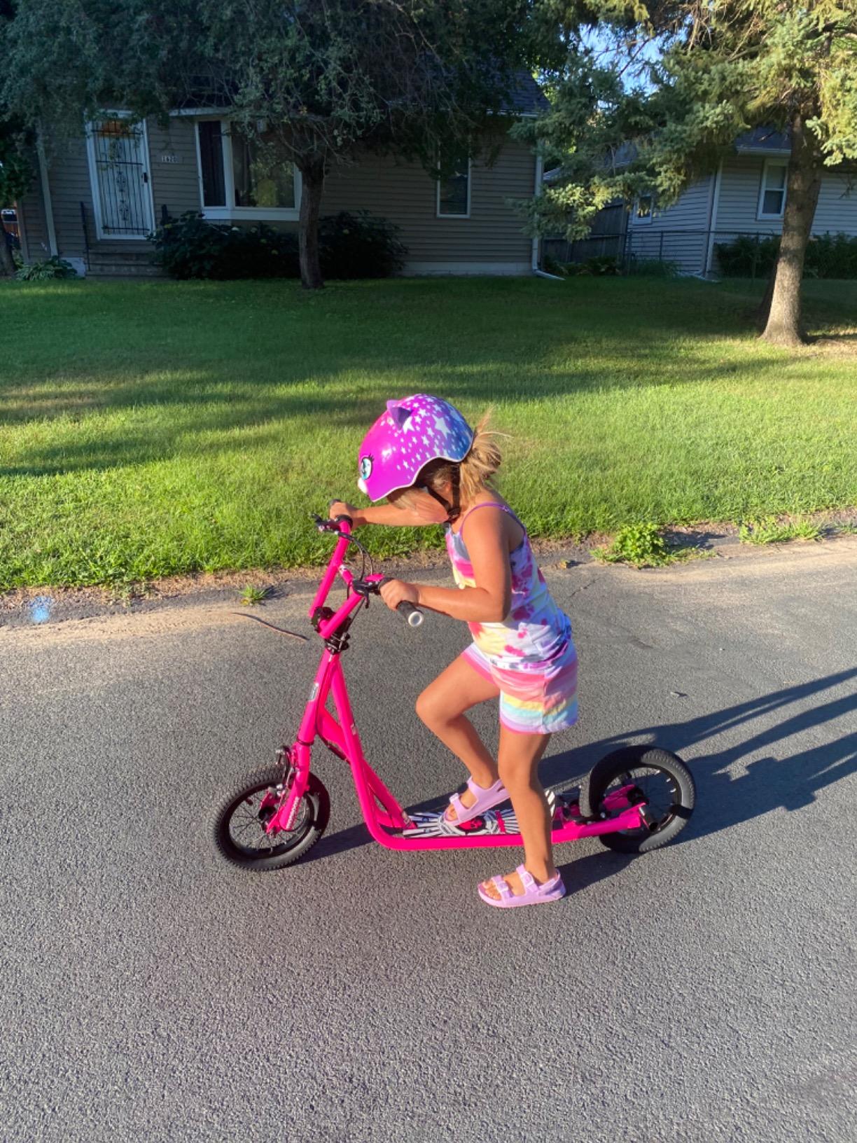 【Sports&Outdoors】Expo Youth Scooter, Front and Rear Caliper Brakes, Rear Axle Pegs, 12-Inch Inflatable Wheels