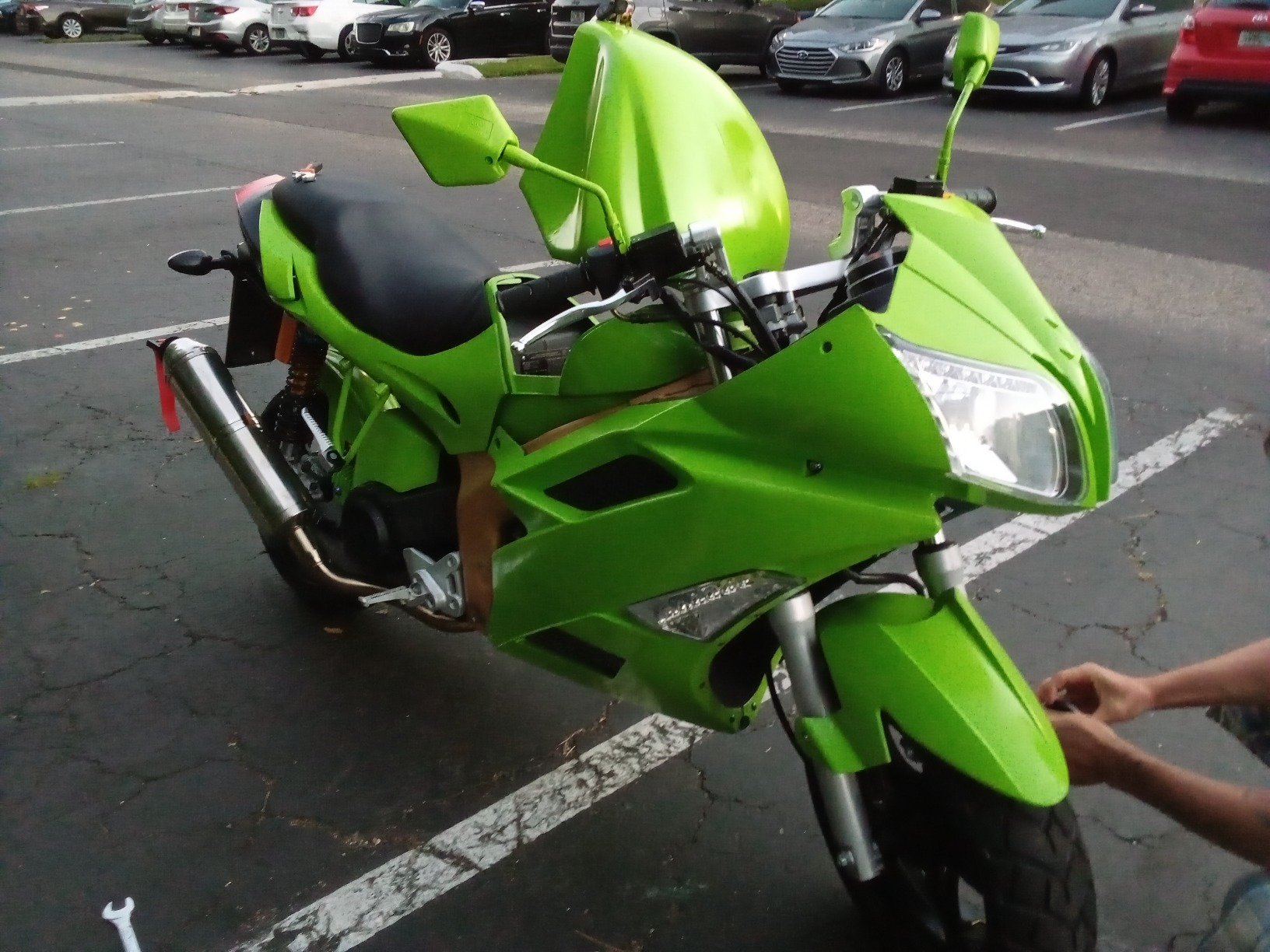 【Sports&Outdoors】High Power High Speed 150cc Hornet SR 2 Motorcycle Scooter