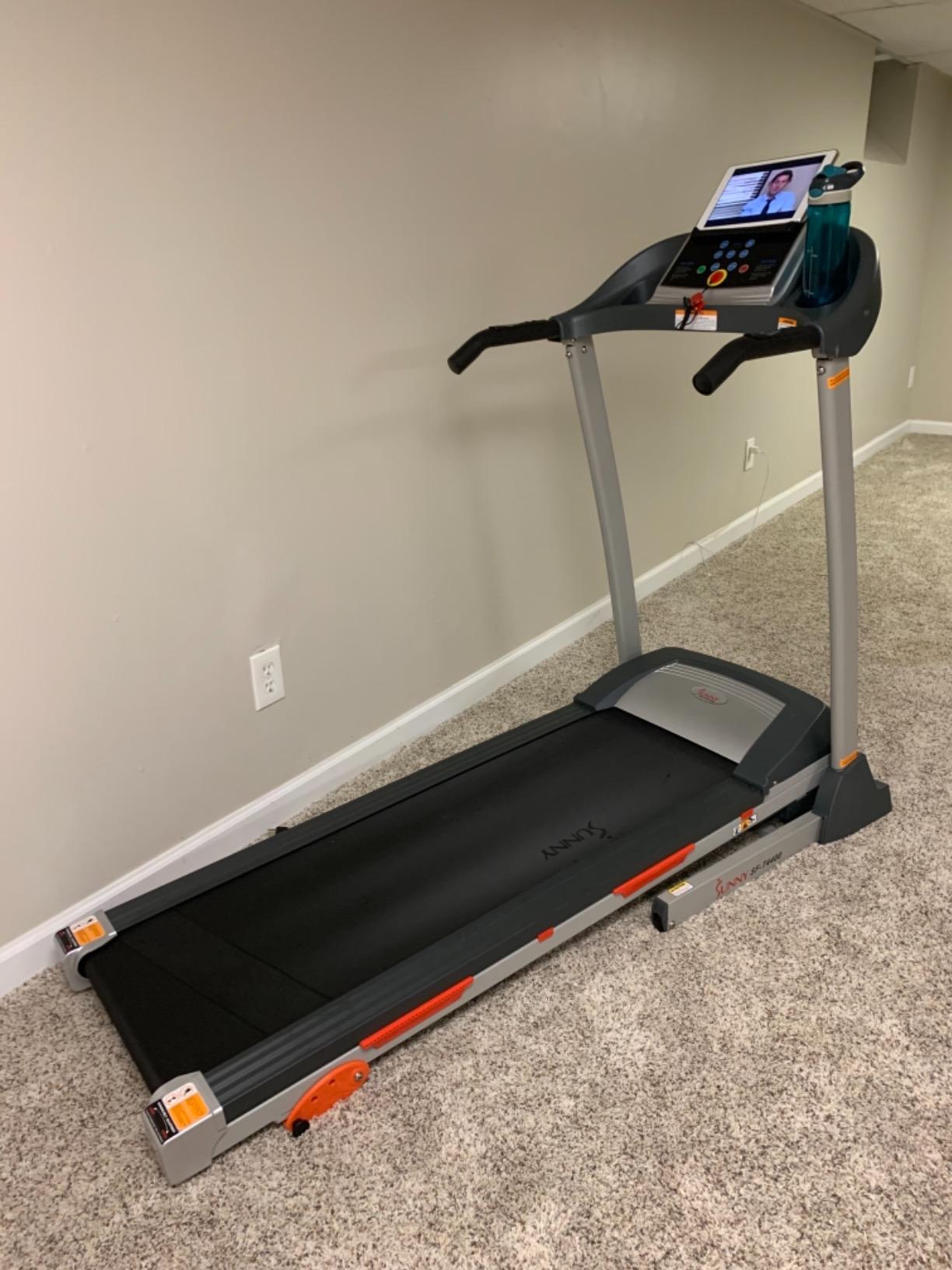 【Sports&Outdoors】Folding Incline Treadmill with Optional Exclusive SunnyFit App & Smart Bluetooth Connectivity