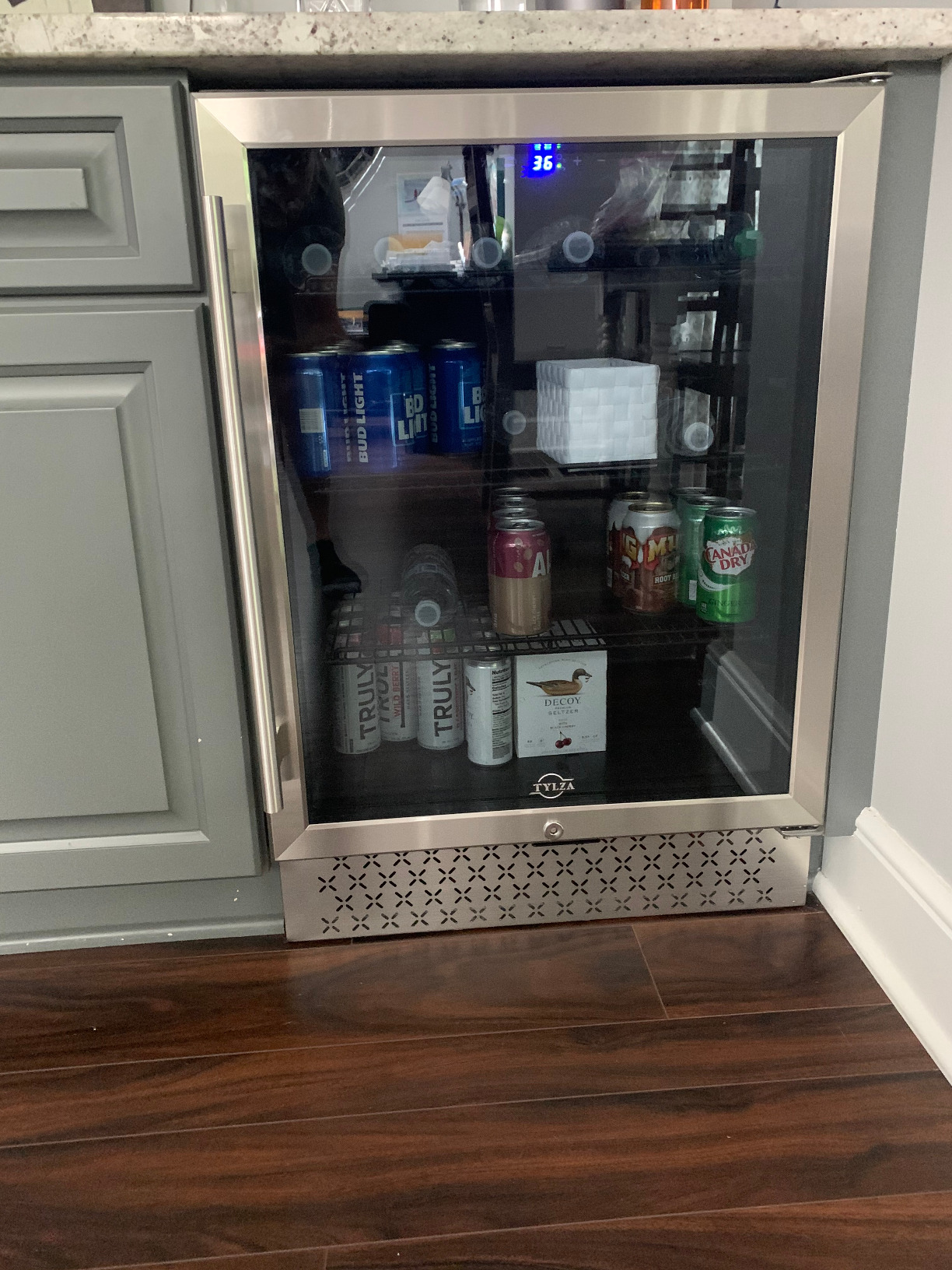 【Appliances】Tylza Beverage Refrigerator 24 Inch, 190 Can Built-in/Freestanding Beverage Cooler Fridge