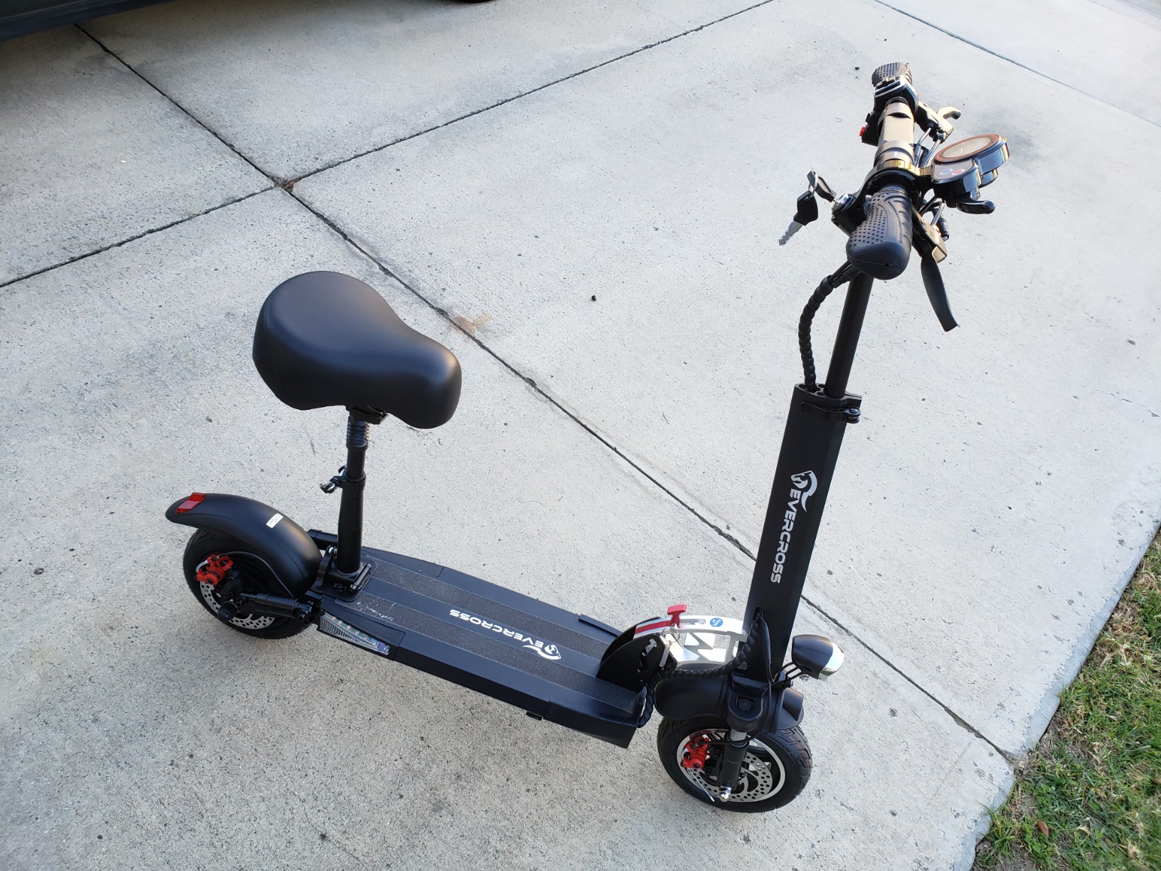 【Sports&Outdoors】Electric Scooter, Electric Scooter for Adults with 800W Motor, Up to 28MPH & 25 Miles