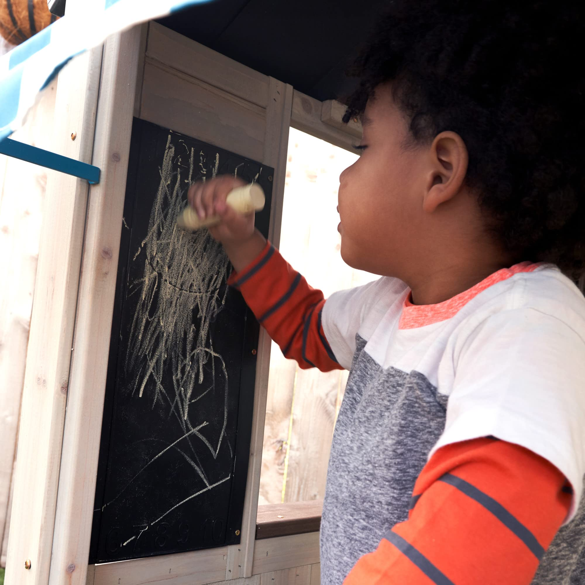 【Baby&Kids】Wooden Outdoor Playhouse, Ringing Doorbell, Mailbox and Awning, Gift for Ages 3-10