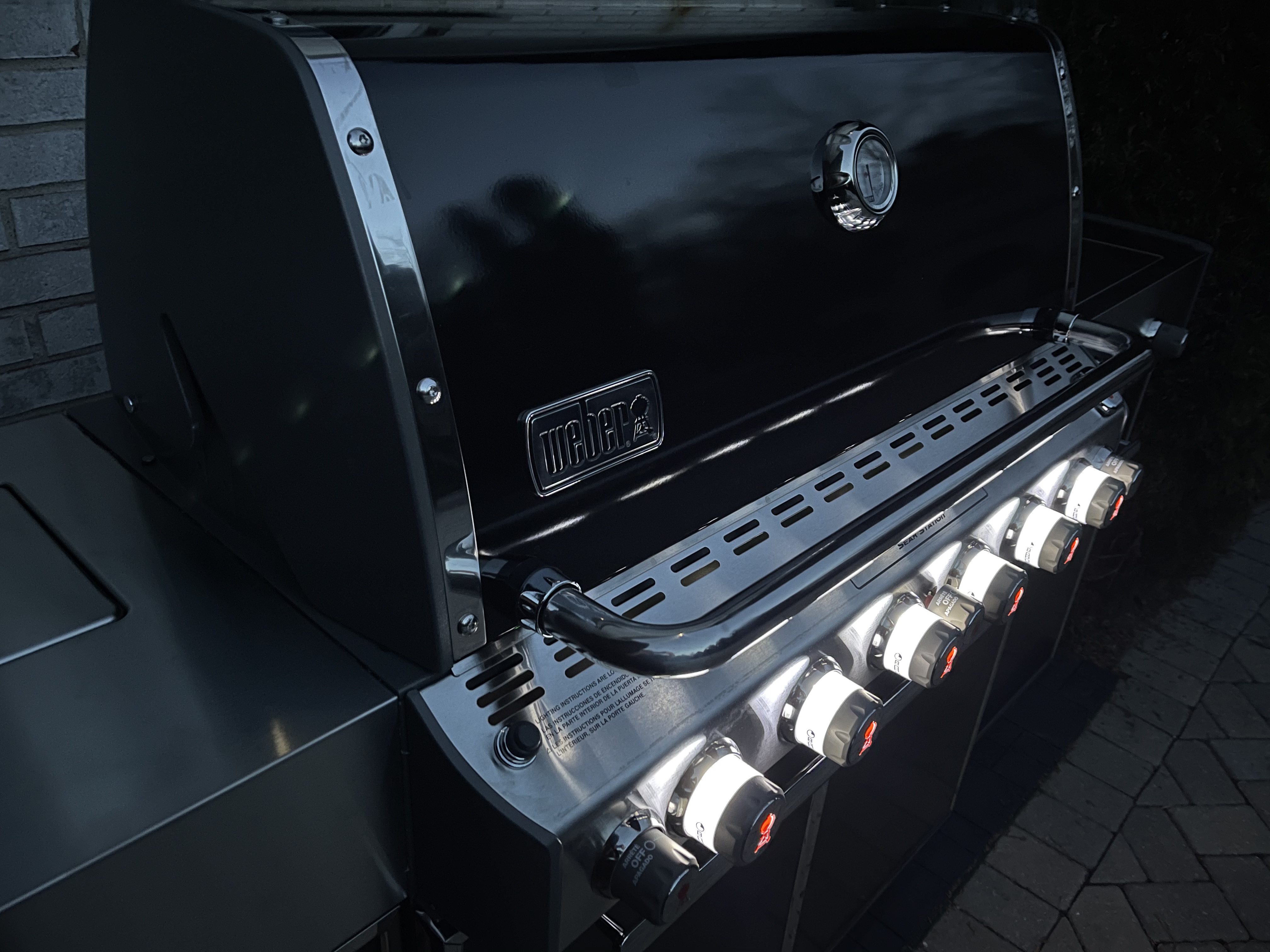 【Appliances】Weber Summit Black Propane Gas Grill Center