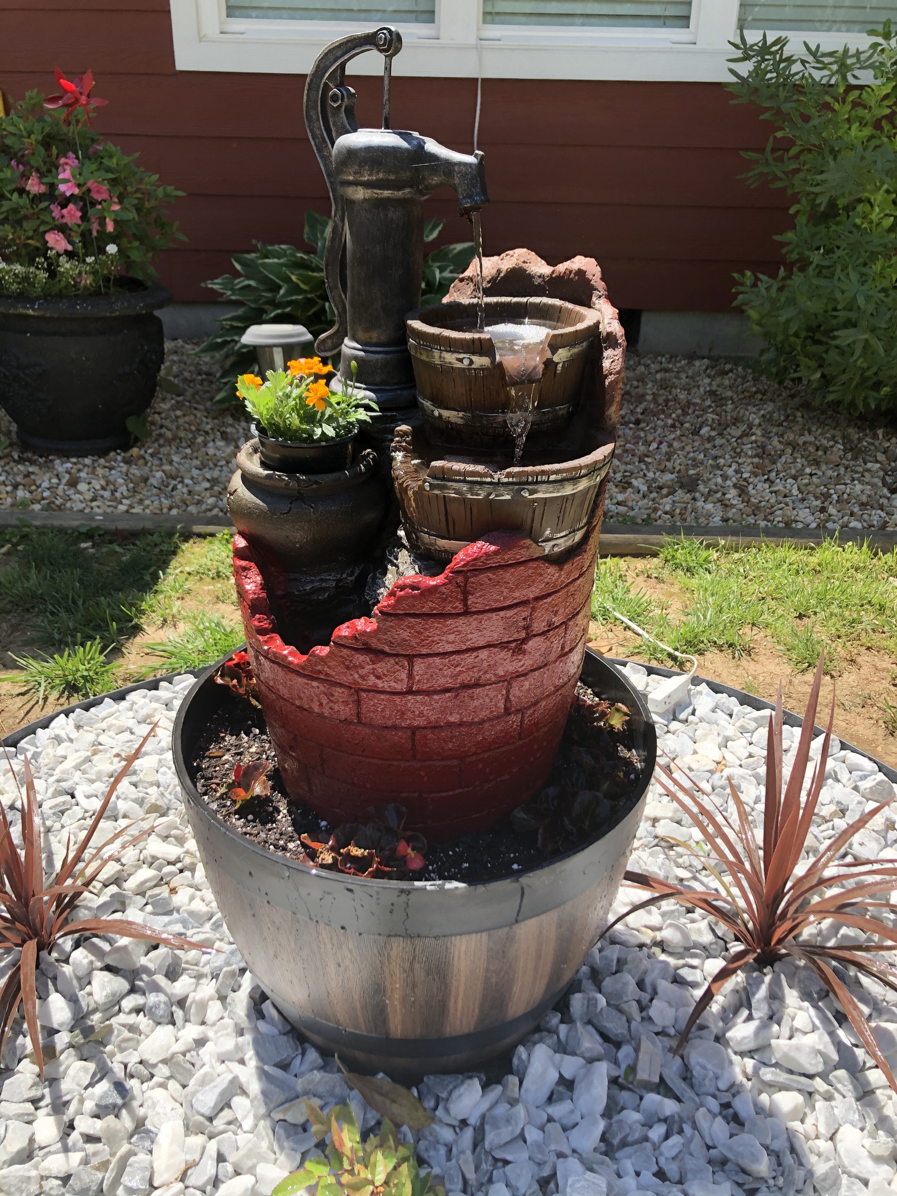 【Décor】Jeco Glenville Water Pump Cascading Water Fountain