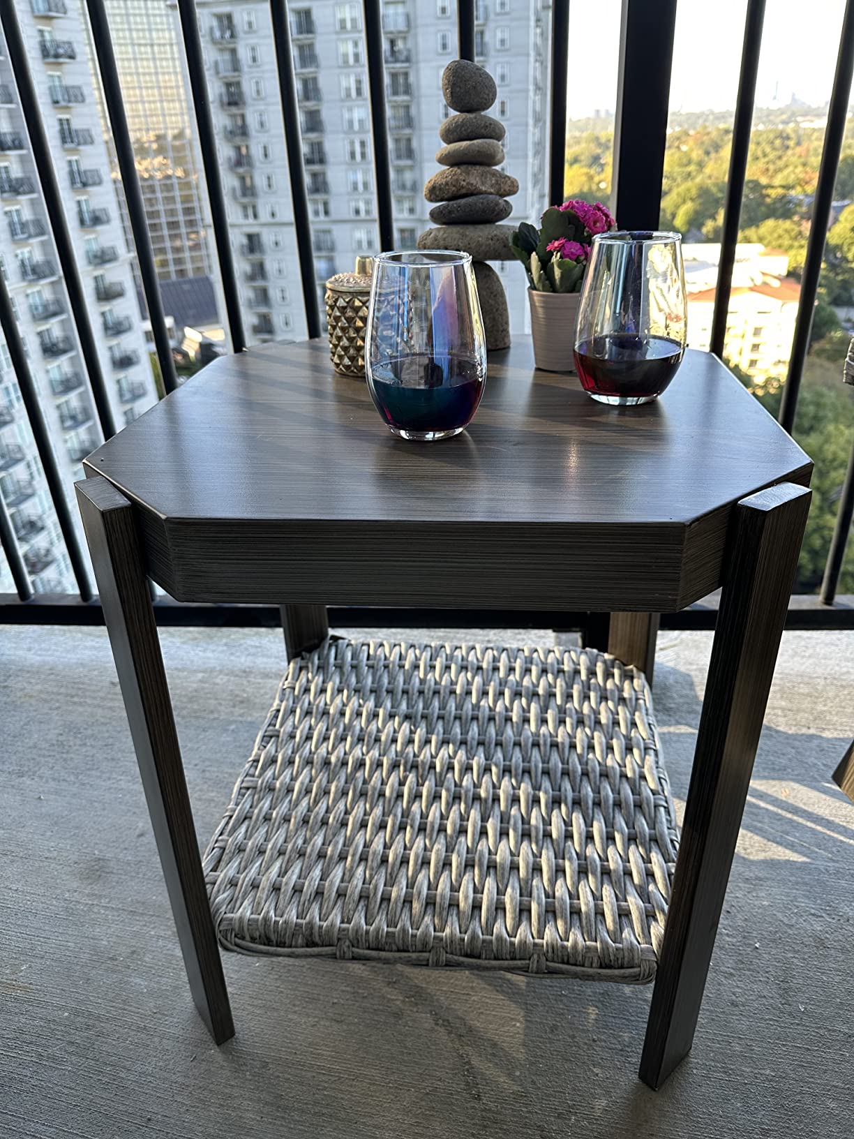 【Furniture】Outdoor Swivel Rocker Patio Chairs Sets of 2 and Matching Side Table - 3 Piece Wicker Patio Bistro Set