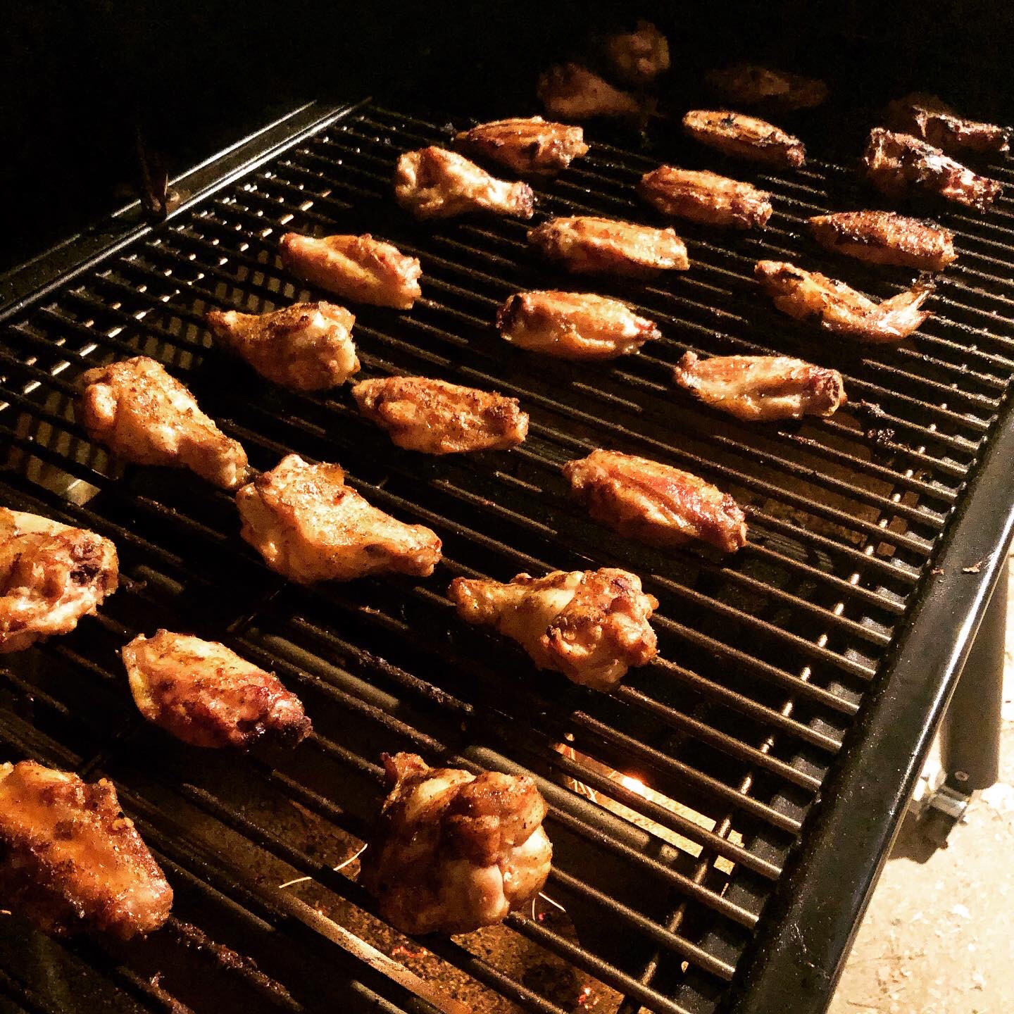 【Appliances】Weber SmokeFire EX6 (2nd Gen) Wood Fired Pellet Grill