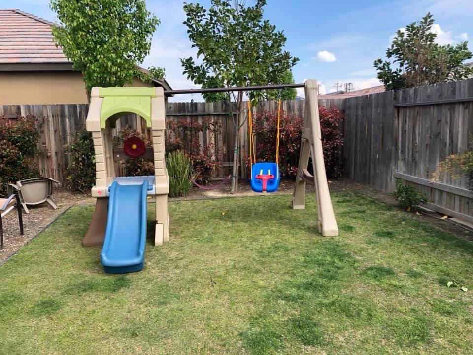 【Baby&Kids】Play Up Gym Set, Kids Outdoor Swing Set with Slide, Plastic Play Set with Swings