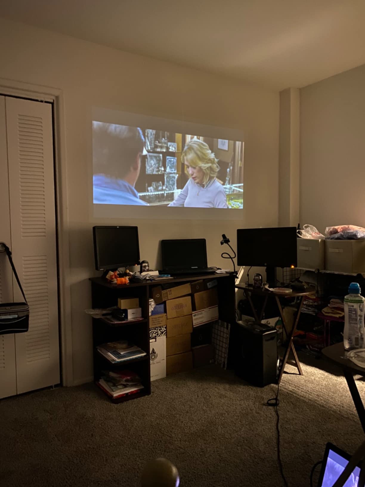 【Electronics】Smart Wi-Fi Mini Projector, 100 ANSI Lumen Portable Projector, 360° Speaker, Movie Projector