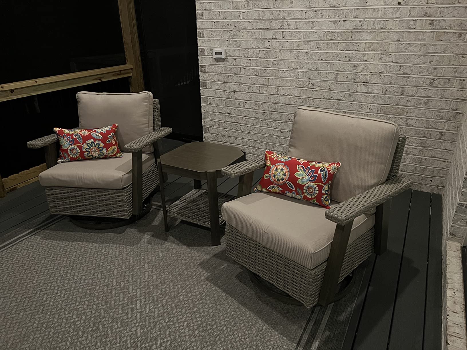 【Furniture】Outdoor Swivel Rocker Patio Chairs Sets of 2 and Matching Side Table - 3 Piece Wicker Patio Bistro Set