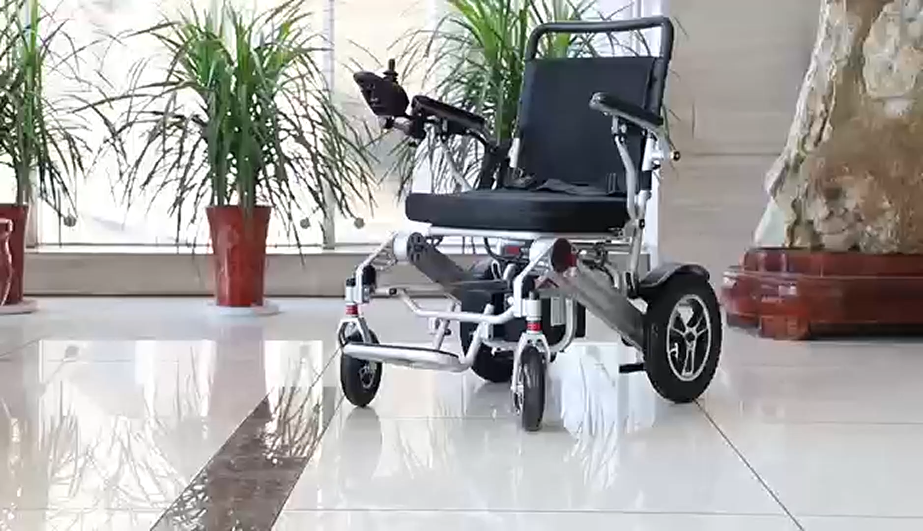 Range 24Mile Extended 20'' Seat Folding Electric Wheelchair for Adults, Lightweight Foldable 500W Powered Wheelchairs, Portable Folding Carry Wheelchairs, Airline Approved (Silver)<NO8>