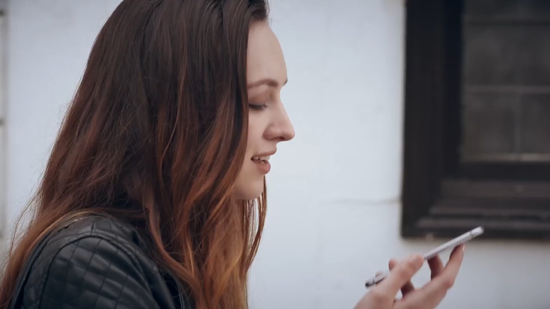 Yamaha PSR-SX900 Digital Keyboard - a Powerful Digital Workstation Keyboard with 61 Touch-Sensitive Keys, 850 Authentic Instrument Voices and DJ Styles, in a Black Finish