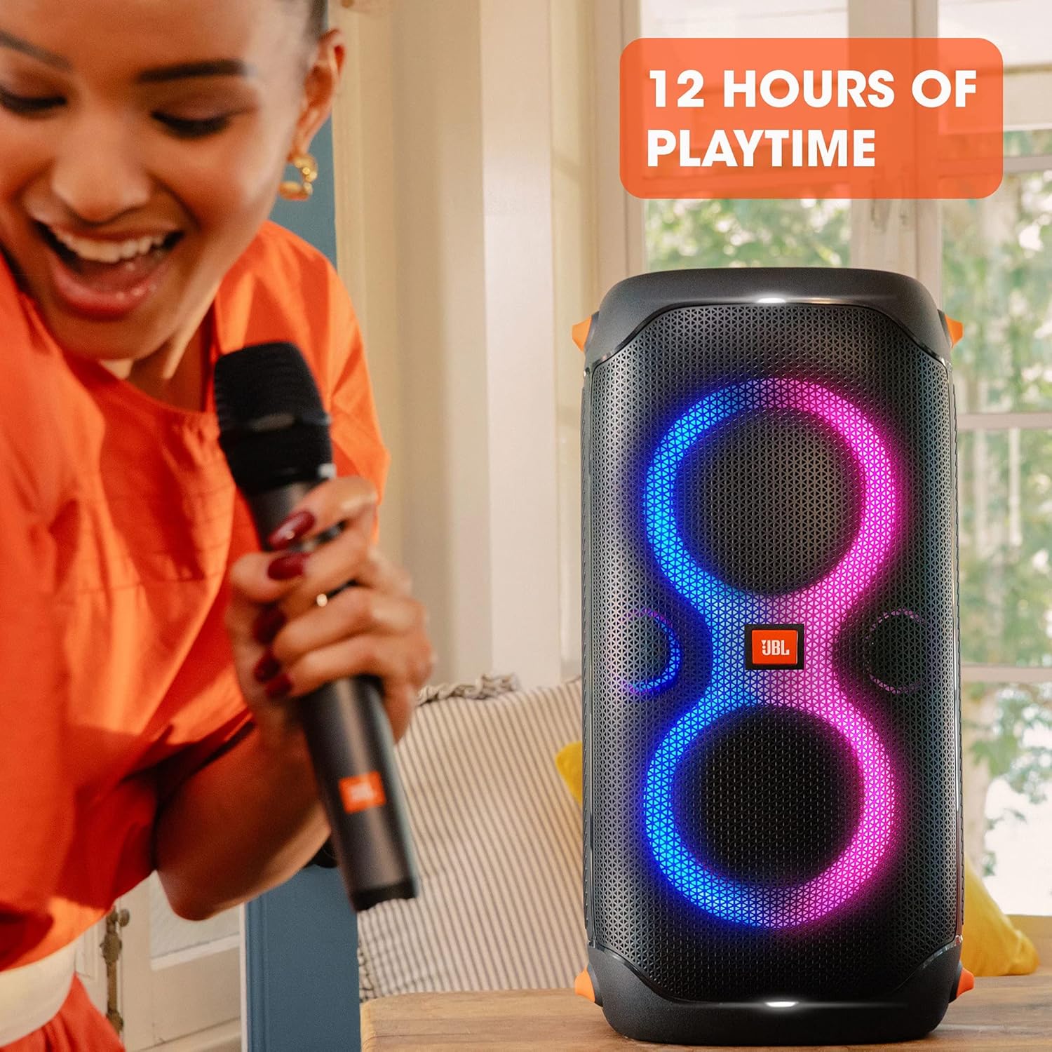JBL PartyBox 110 - Schwarz – Trag - und rollbarer Bluetooth Party-Lautsprecher mit Lichteffekten – Spritzwassergeschützte, mobile Musikbox mit Akku