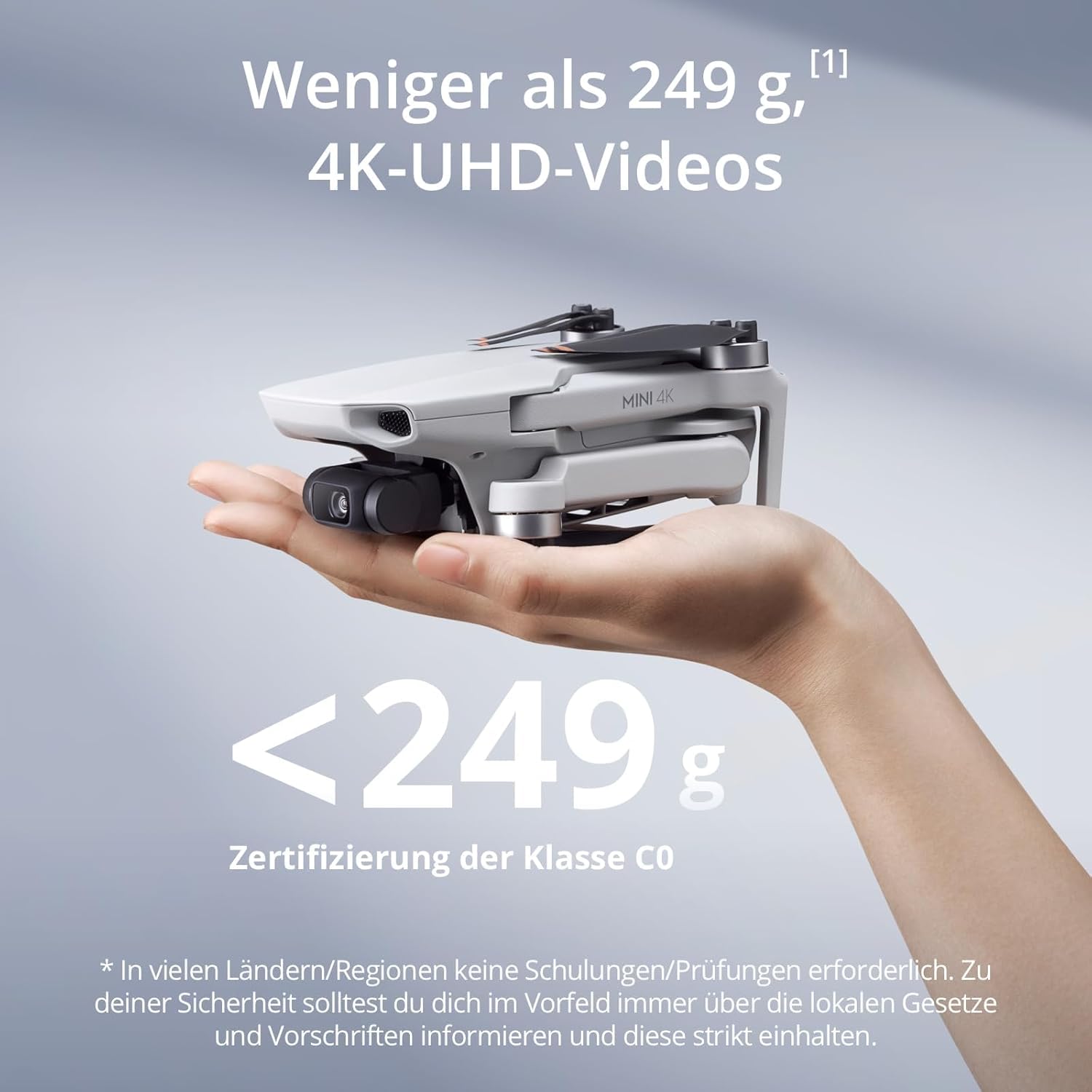 DJI Mini 4K Fly More Combo, Drohne mit 4K UHD Kamera für Erwachsene, unter 249 g, 3-Achsen Gimbal Stabilisierung, 10 km Videoübertragung, autom. Rückkehr, 3 Akkus für 93 min Flugzeit, C0, QuickShots