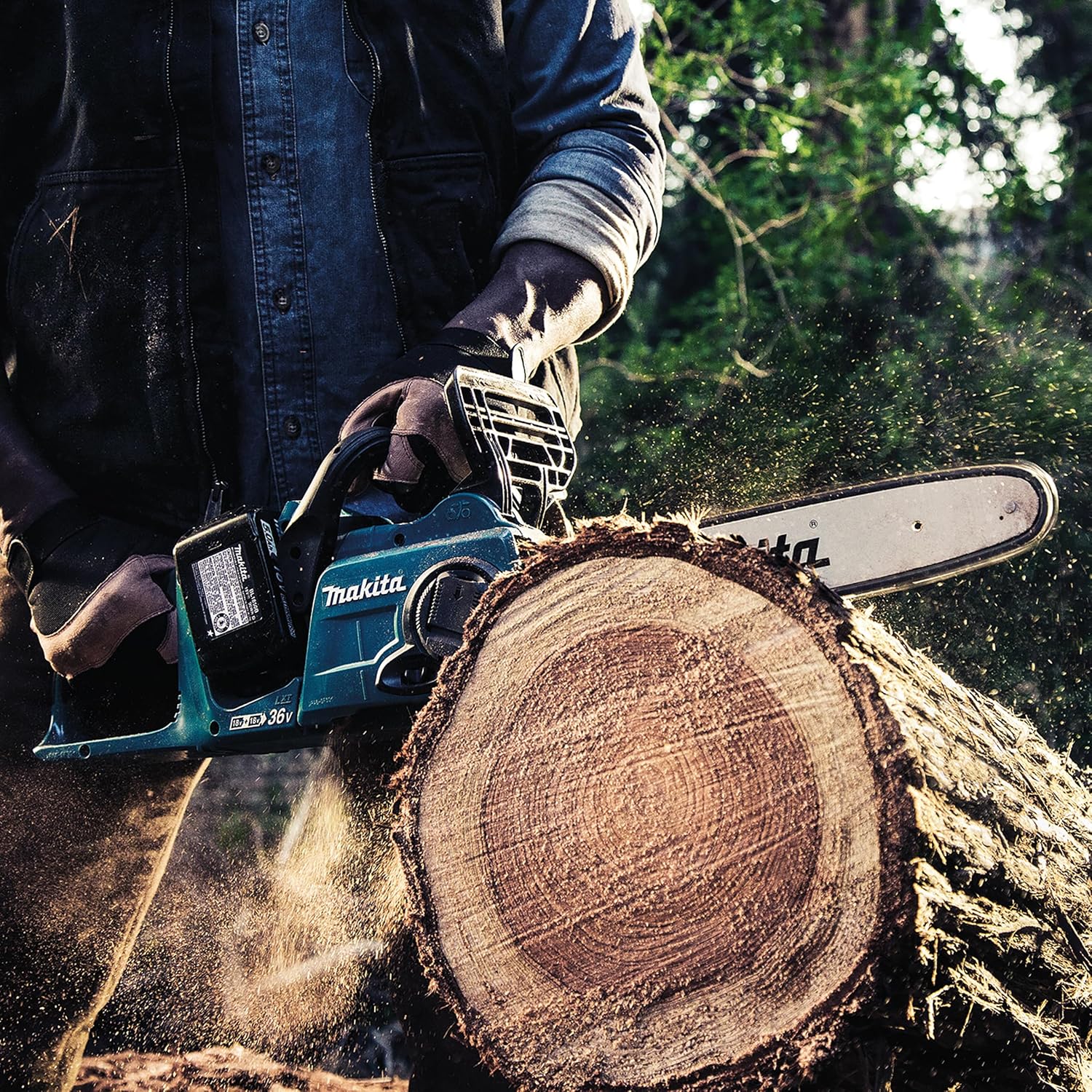 Makita Akku-KettensägeDUC353