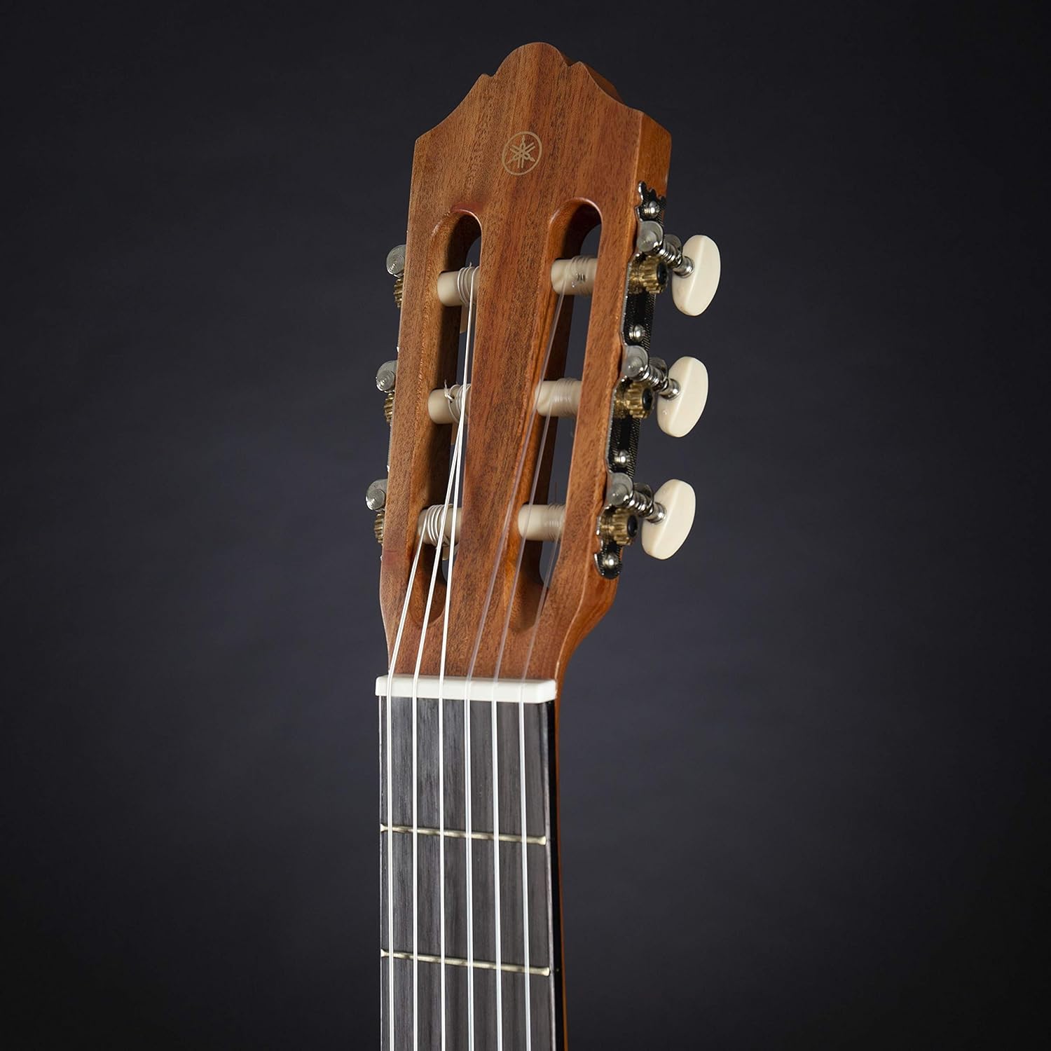 Yamaha C40MII Konzertgitarre natur matt – Hochwertige Akustikgitarre für Einsteiger mit mattem Finish – 4/4 Gitarre aus Holz