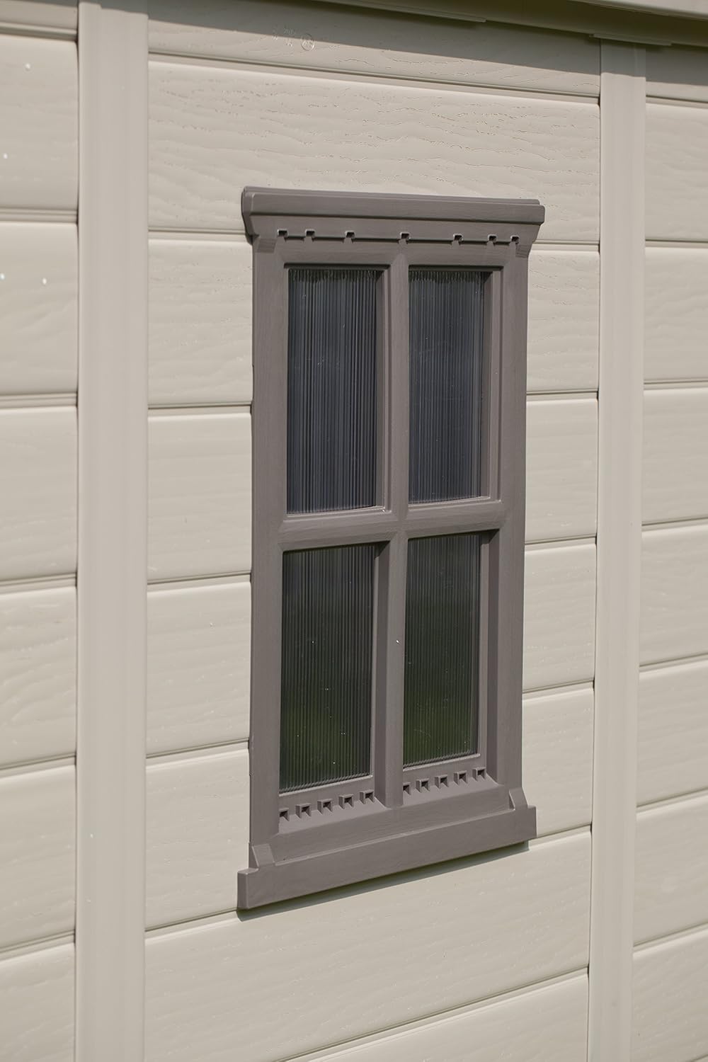 Keter Gerätehaus Factor 8x11, Beige, 15.5m³ Rauminhalt, Außenmaße (BTH) 256.5 x 332 x 243 cm, wetterfest, wasserdicht, UV-beständig, Outdoor