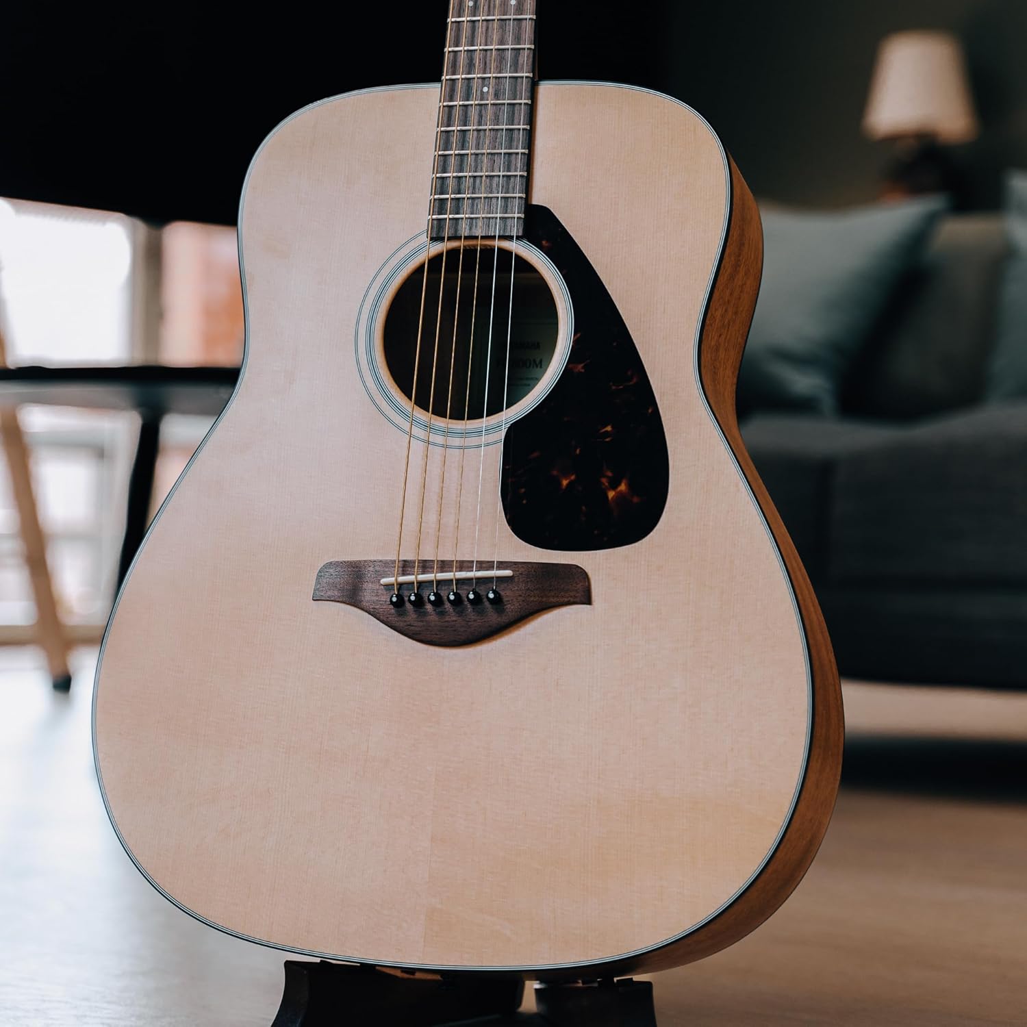 Yamaha FG800M matt natur - Akustische Westerngitarre mit authentischem Klang für Anfänger - 4-4 Gitarre aus Holz – Mit Voucher für 2 persönliche Online Lessons an der Yamaha Music School