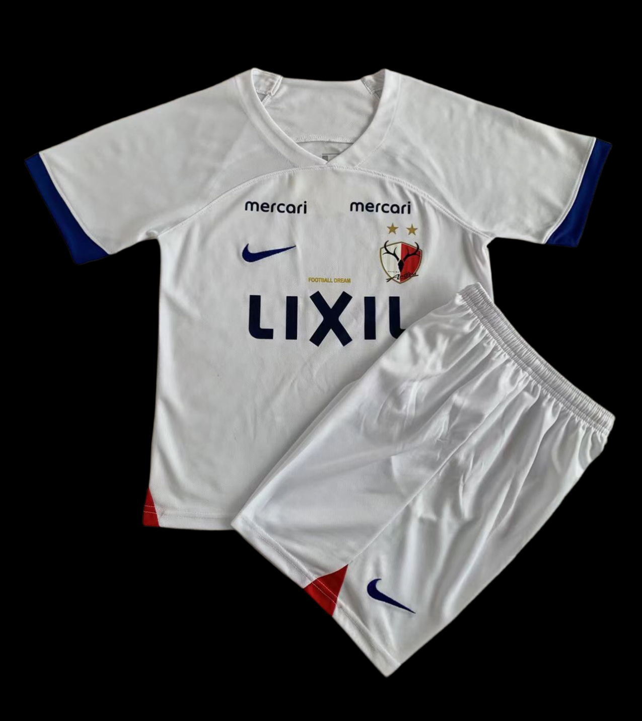 Kit maillot Kashima Antlers 2023 2024