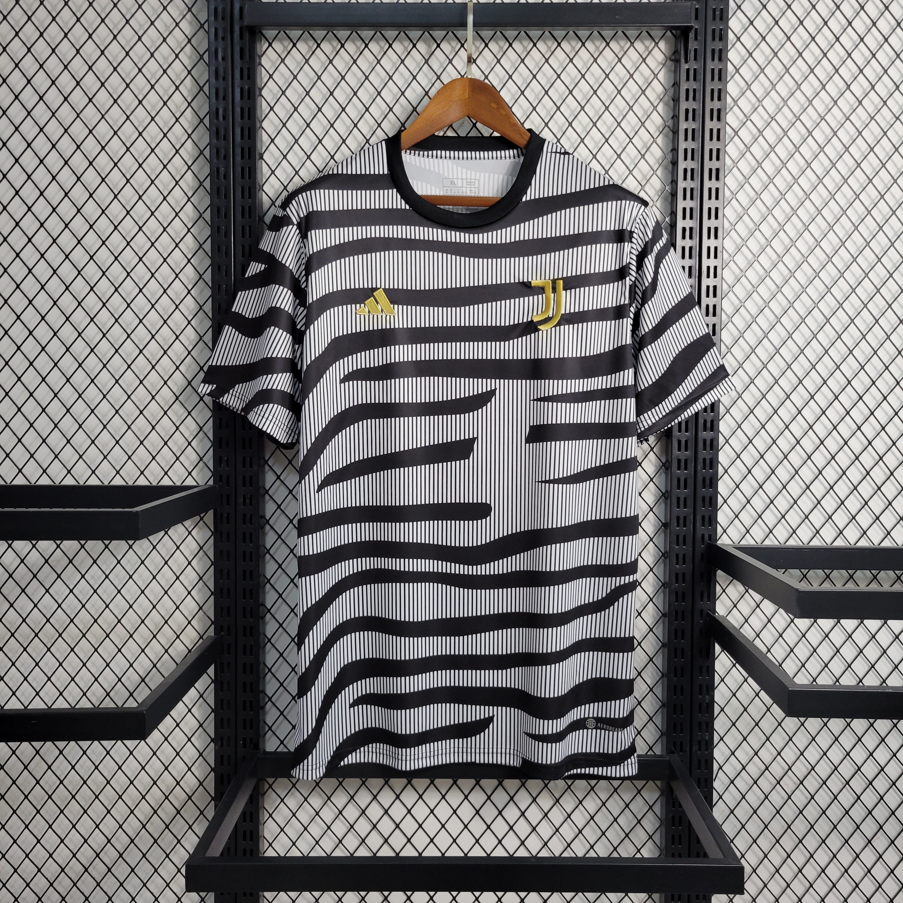 Juventus entraĂźnement maillot 2023 2024
