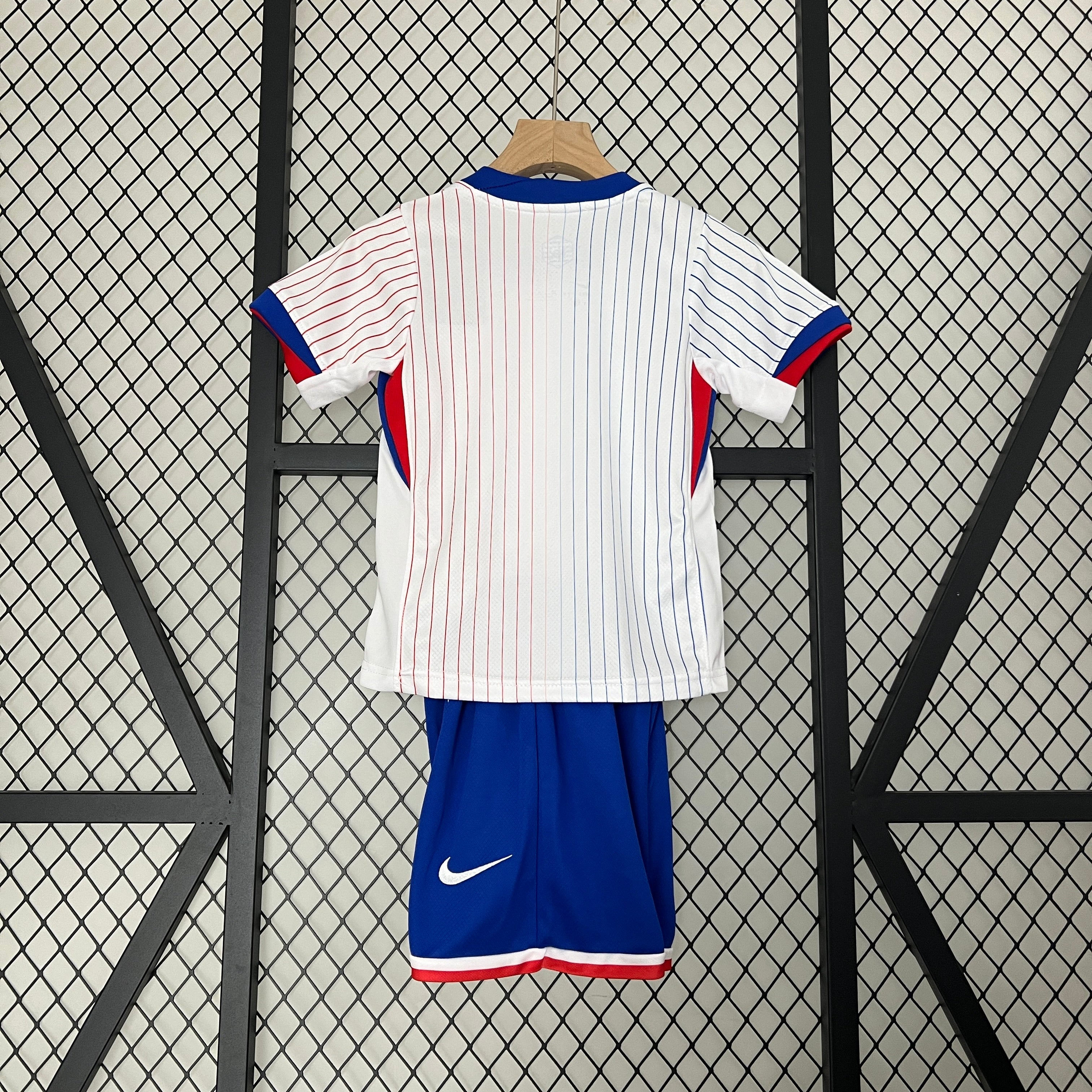 Kit Enfant Équipe de France 2024 2025 EURO2024