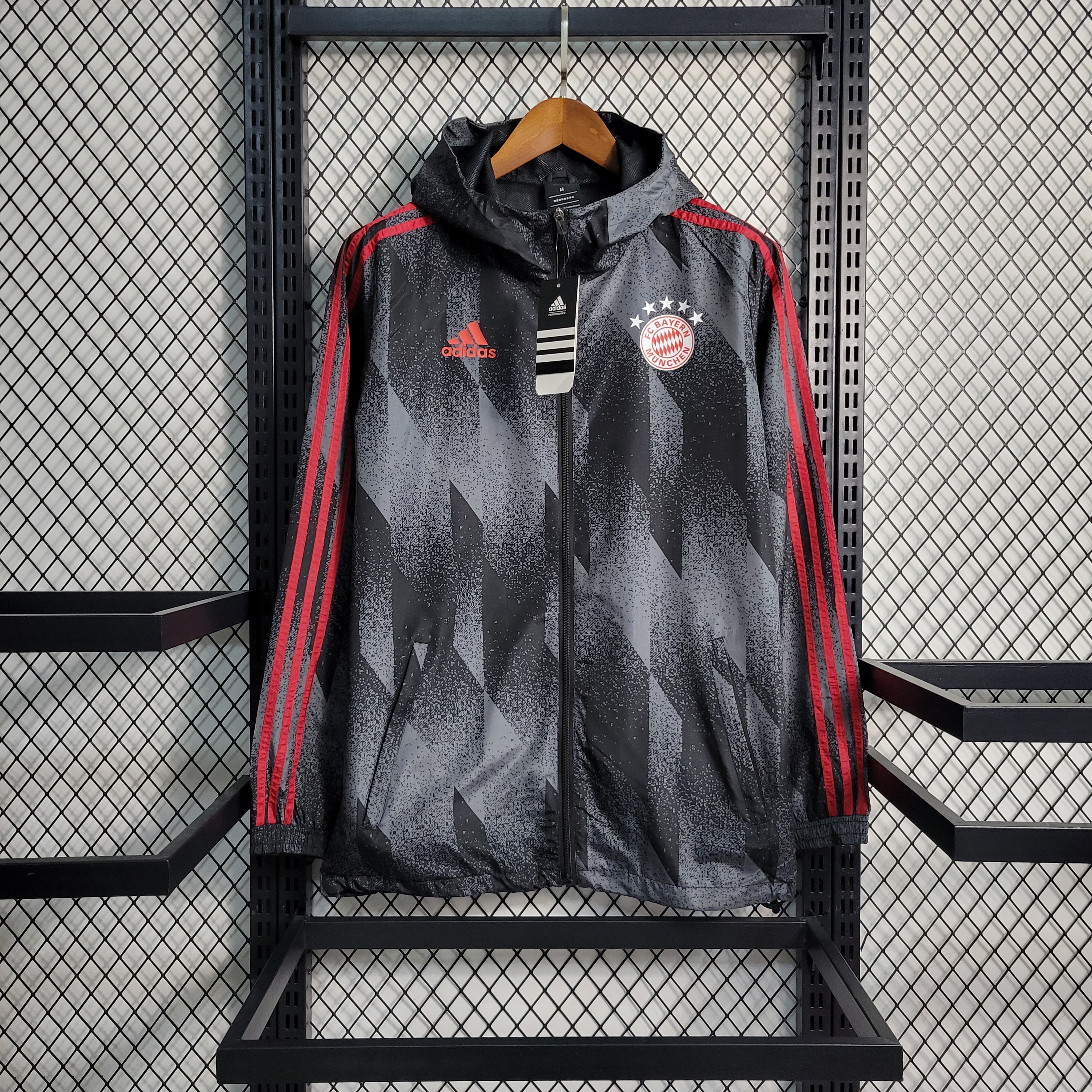Veste / SurvĂȘtement Munich 2023 2024