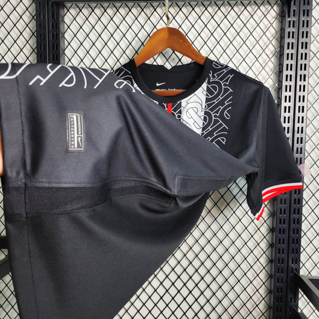 Angleterre maillot foot concept 2024 2025 Burbery