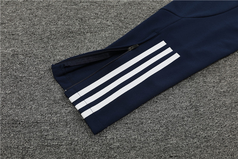 Juventus Survêtement / Training 2024 2025€39.99