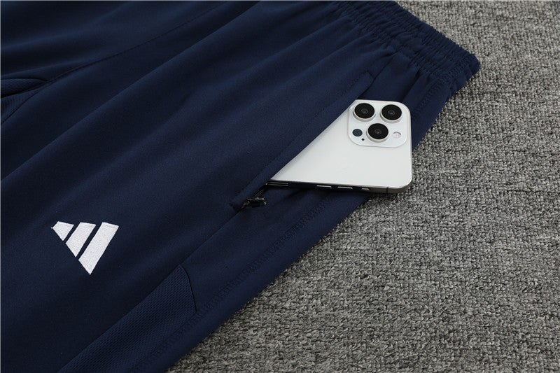 Juventus Survêtement / Training 2024 2025€39.99