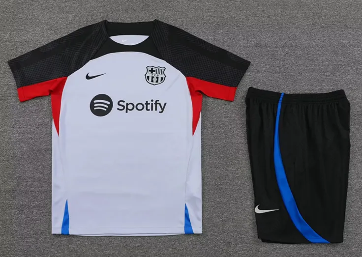 Kit maillot FC Barcelone 2023 2024