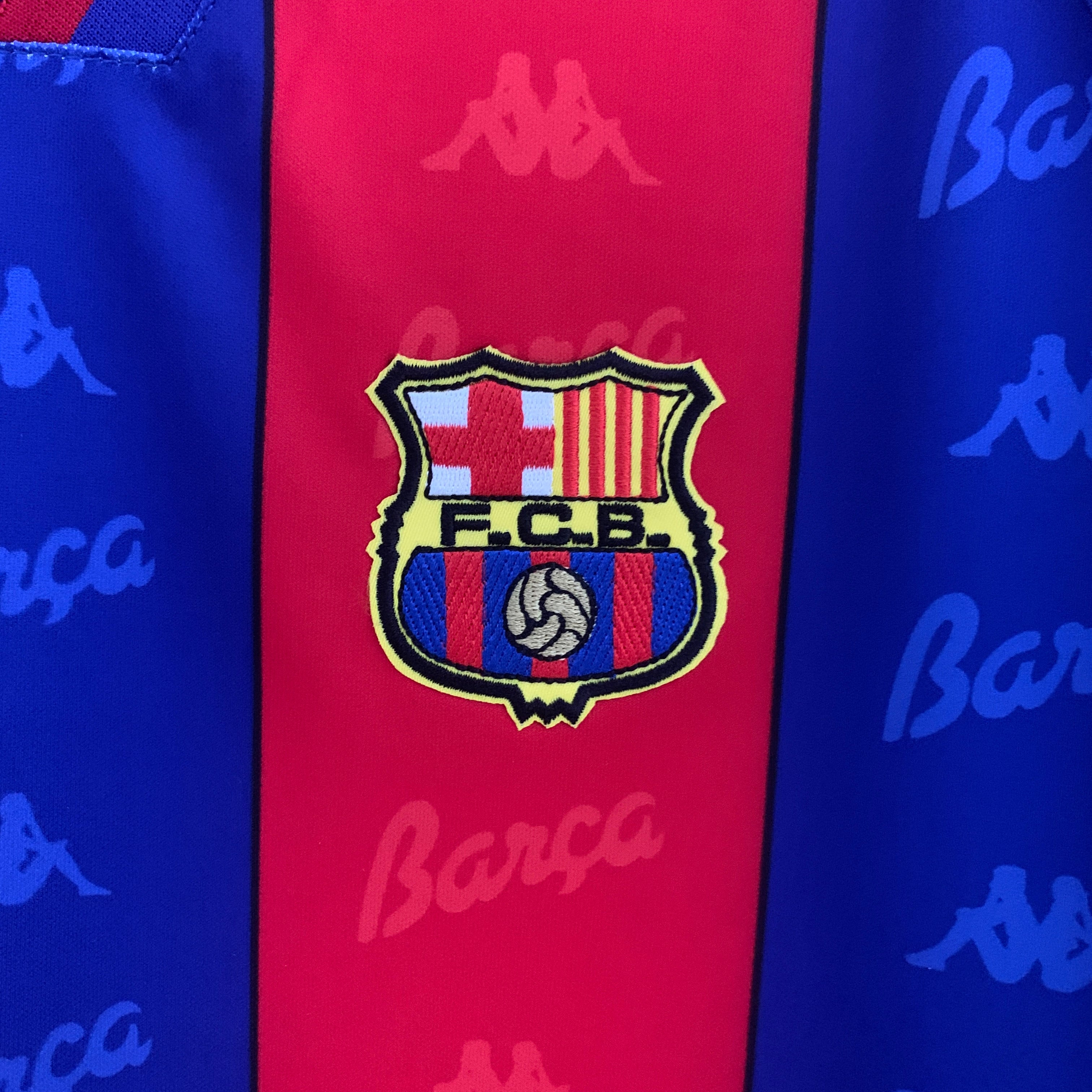 FC Barcelone maillot foot Retro 1996 1997 Manches Longues€19.99