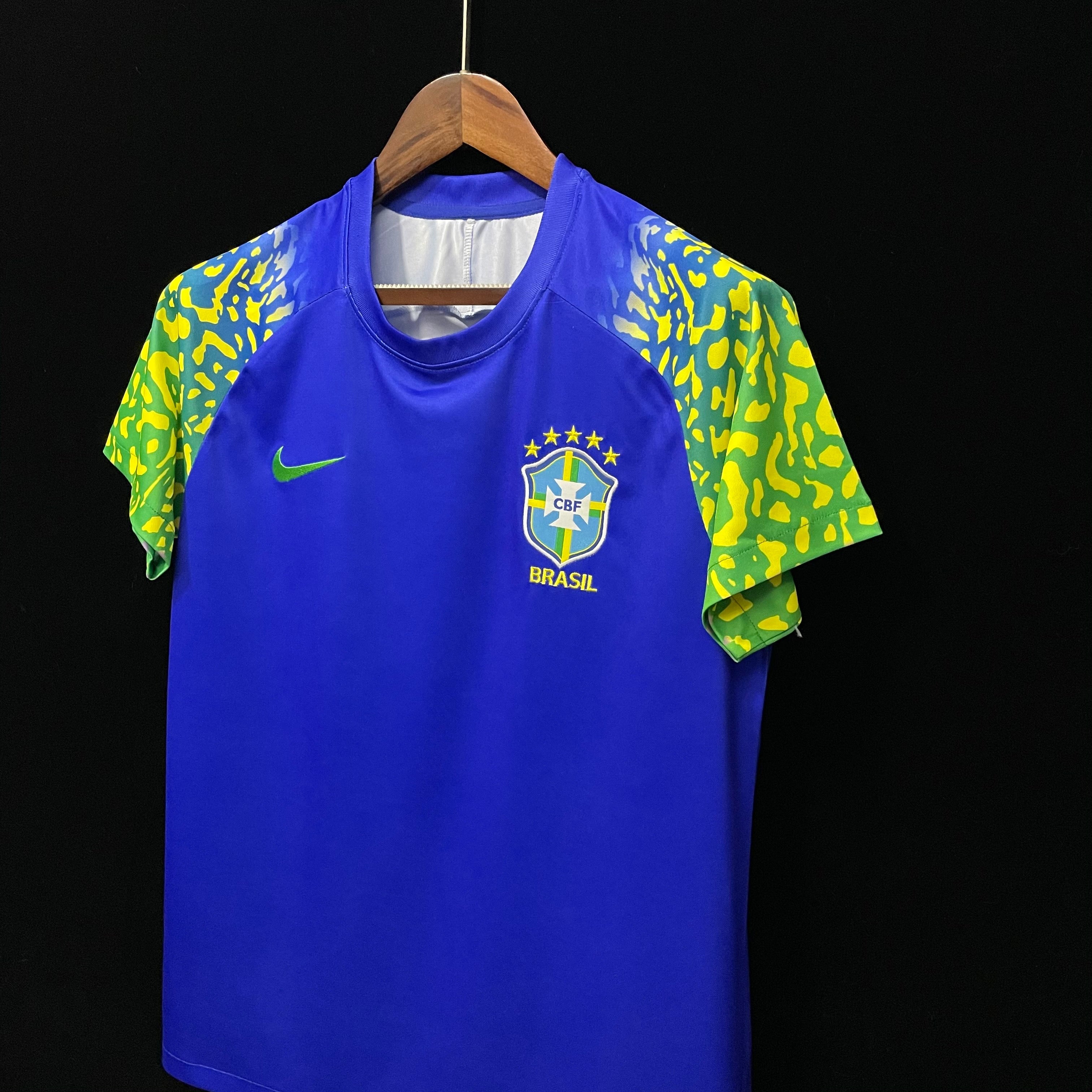 BRÉSIL MAILLOT DOMICILE 2022/23€14.99