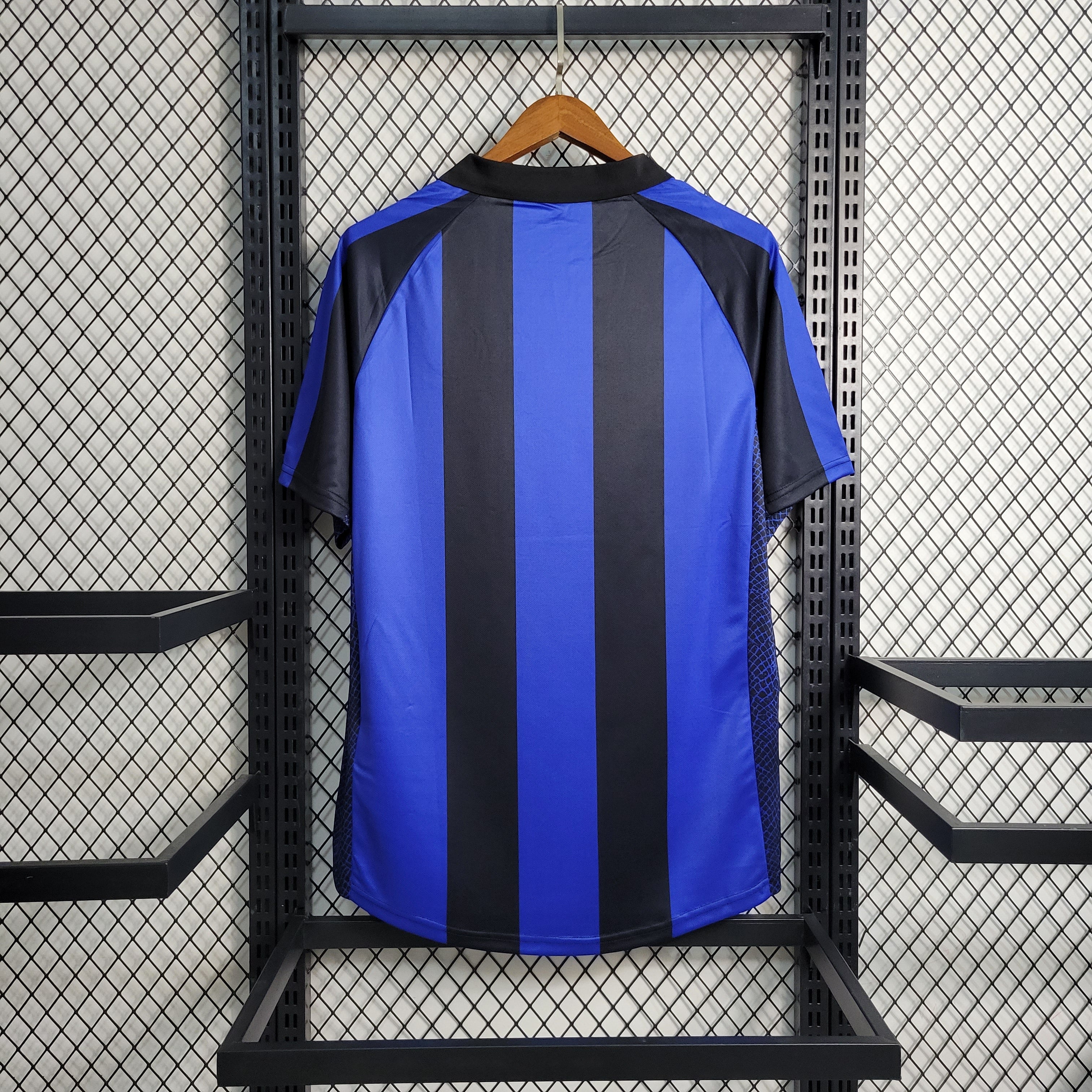 Inter Milan maillot retro 2001 2002€14.99