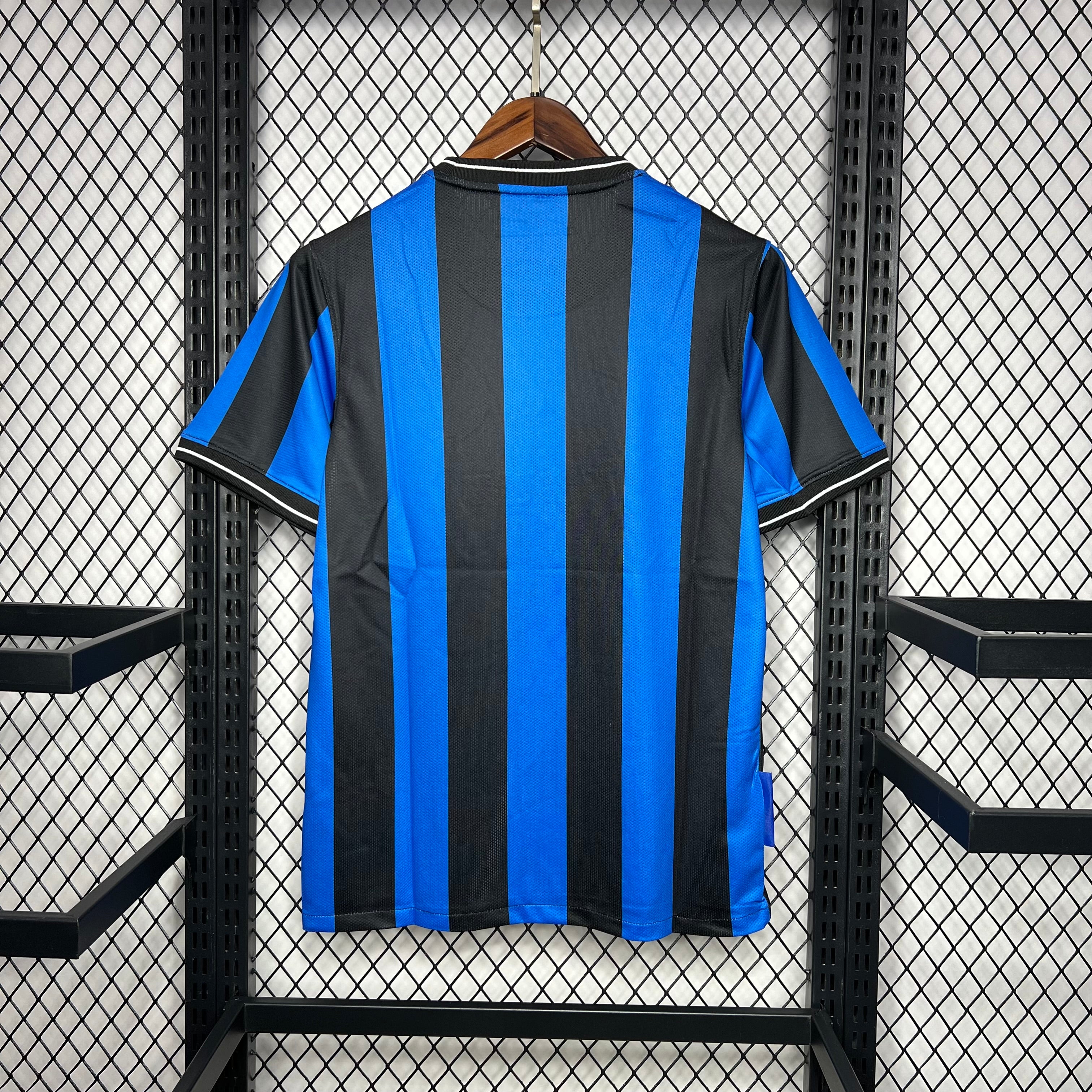 Inter Milan Maillot Foot Retro 2009 2010€20.99