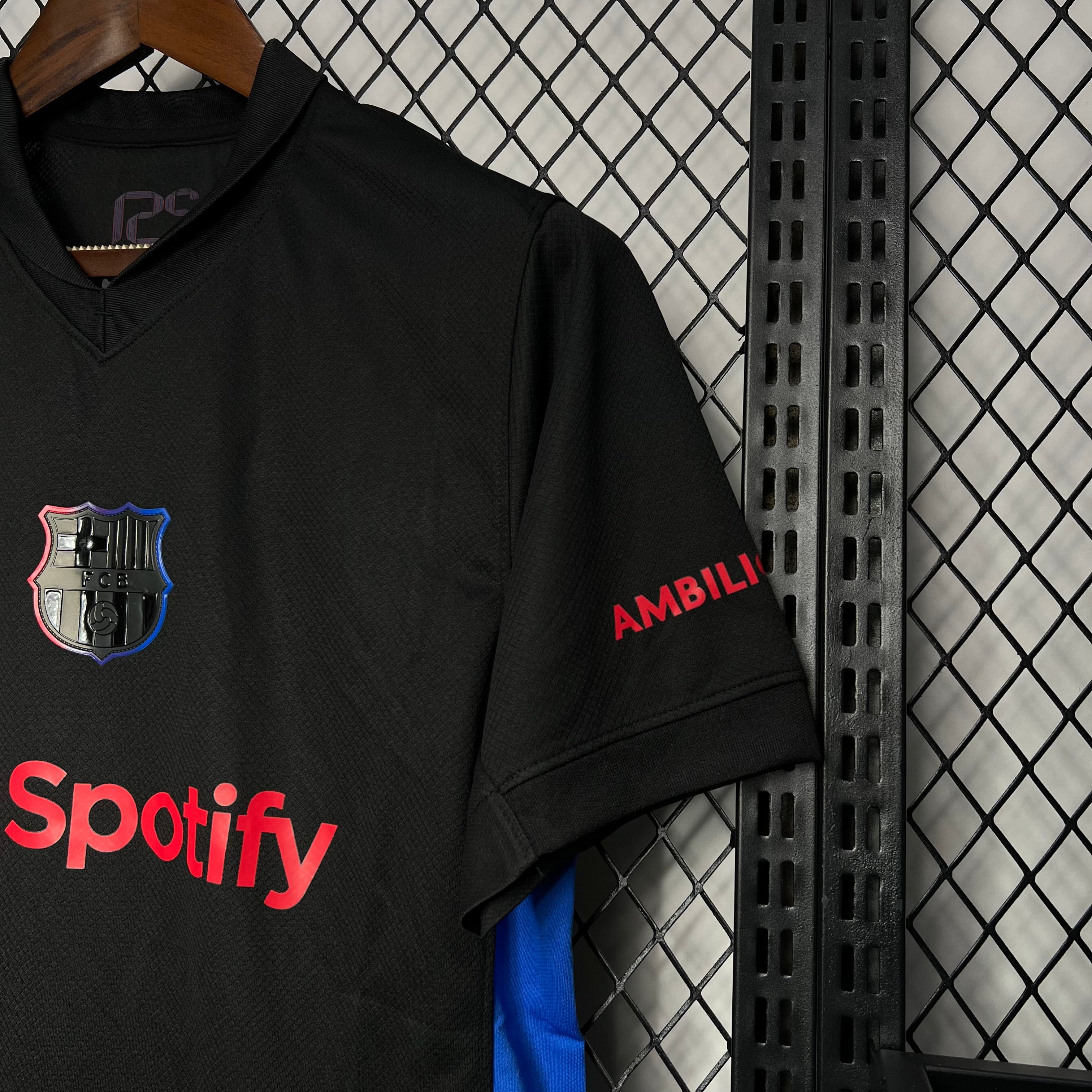 FC Barcelone 2024 2025 maillot foot extérieur€14.99