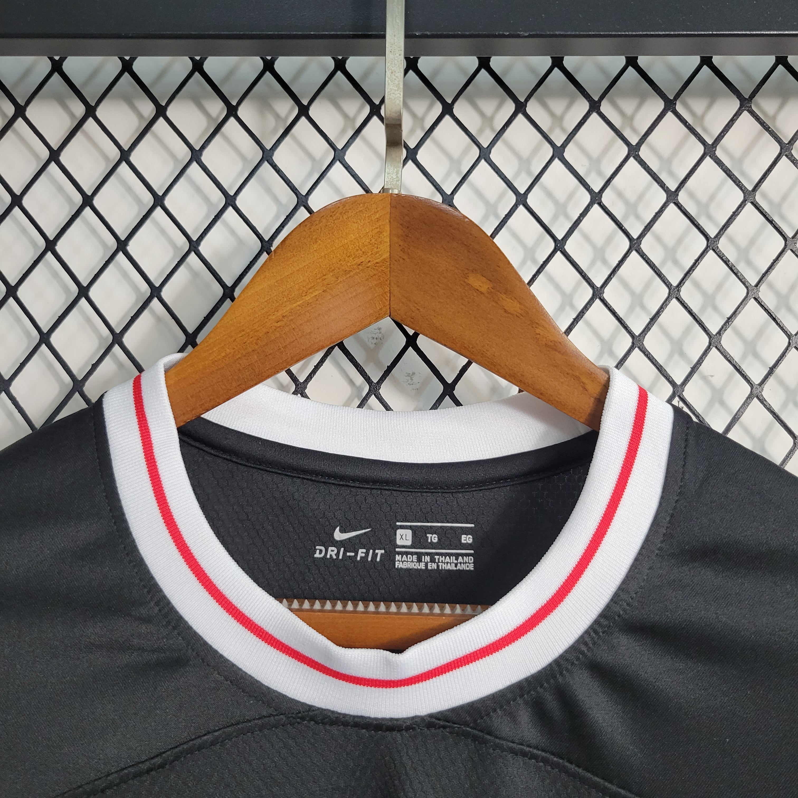 Francfort maillot 2023 2024 noir€14.99