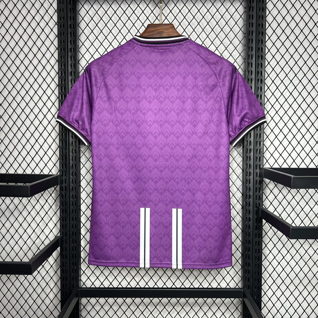 Real Valladolid Maillot foot domicile 2024 2025€14.99