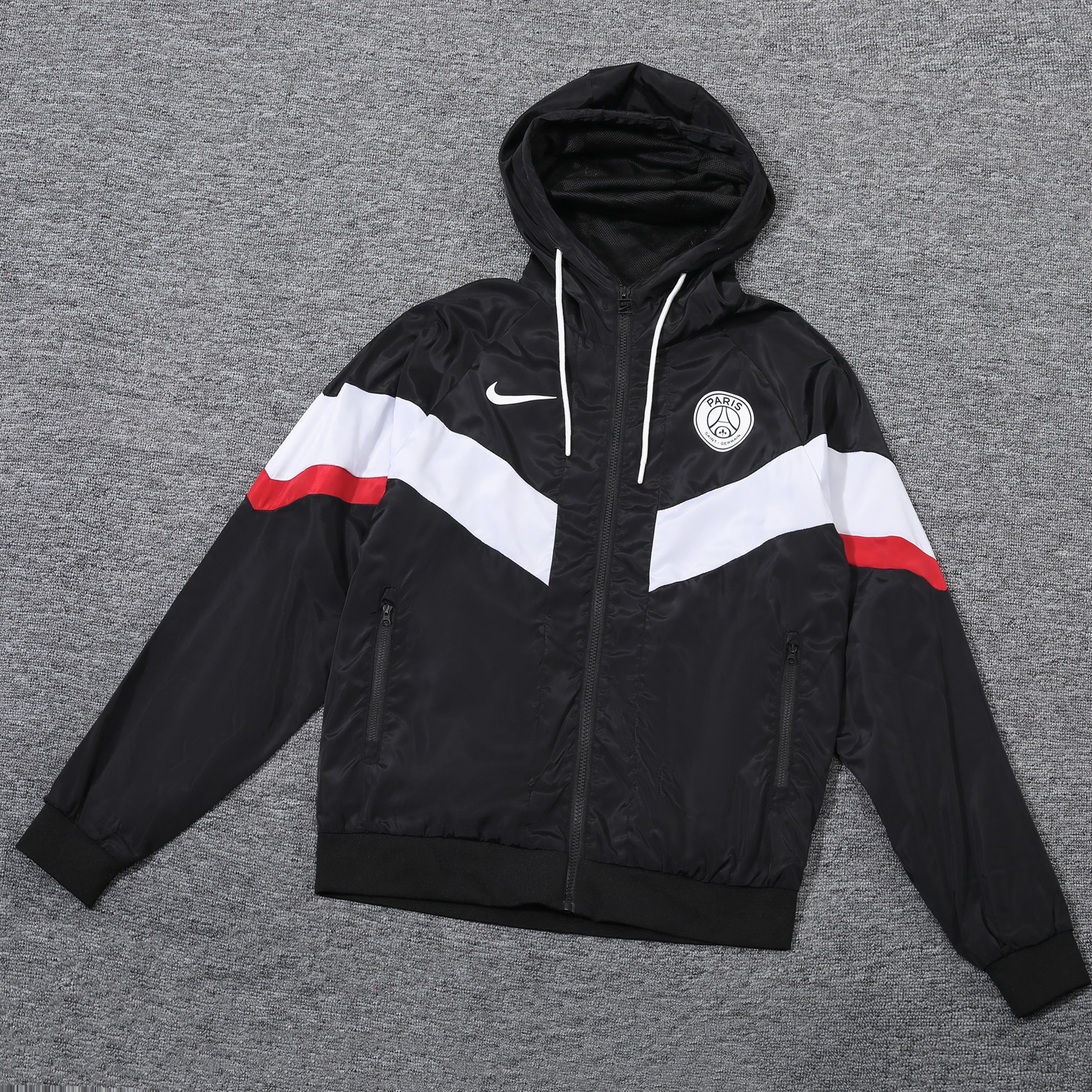 Veste / SurvĂȘtement Paris 2024 2025