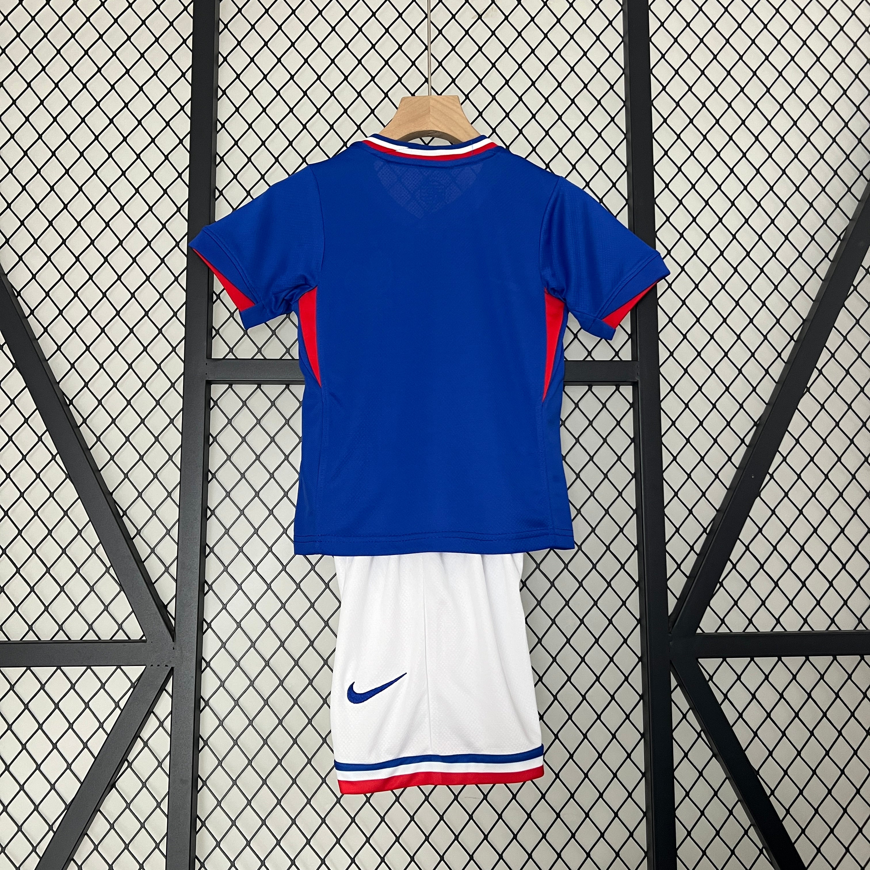 Kit Enfant Maillot Équipe de France 2024 2025 Euro2024€13.99