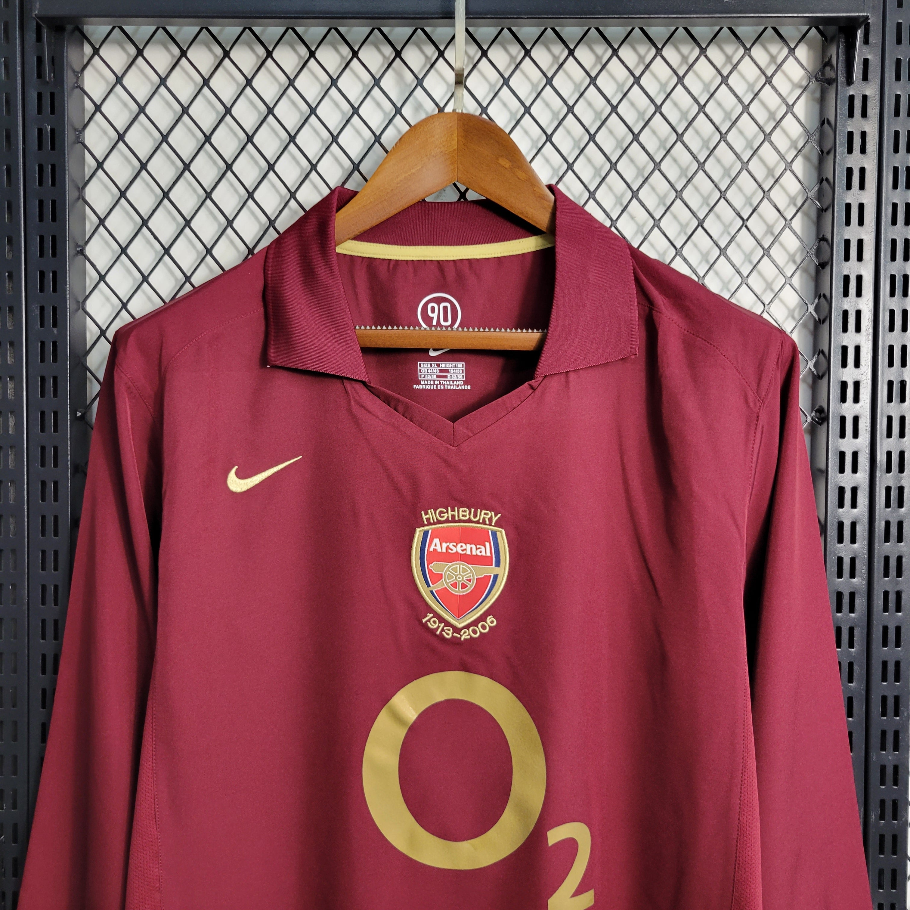 Arsenal Maillot Retro 2005 2006€14.99