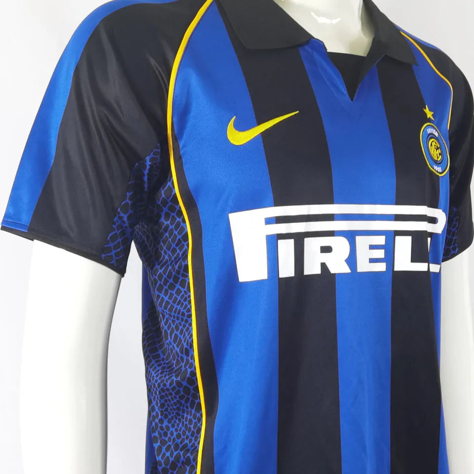 Inter Milan maillot Retro 2001 2002€19.99