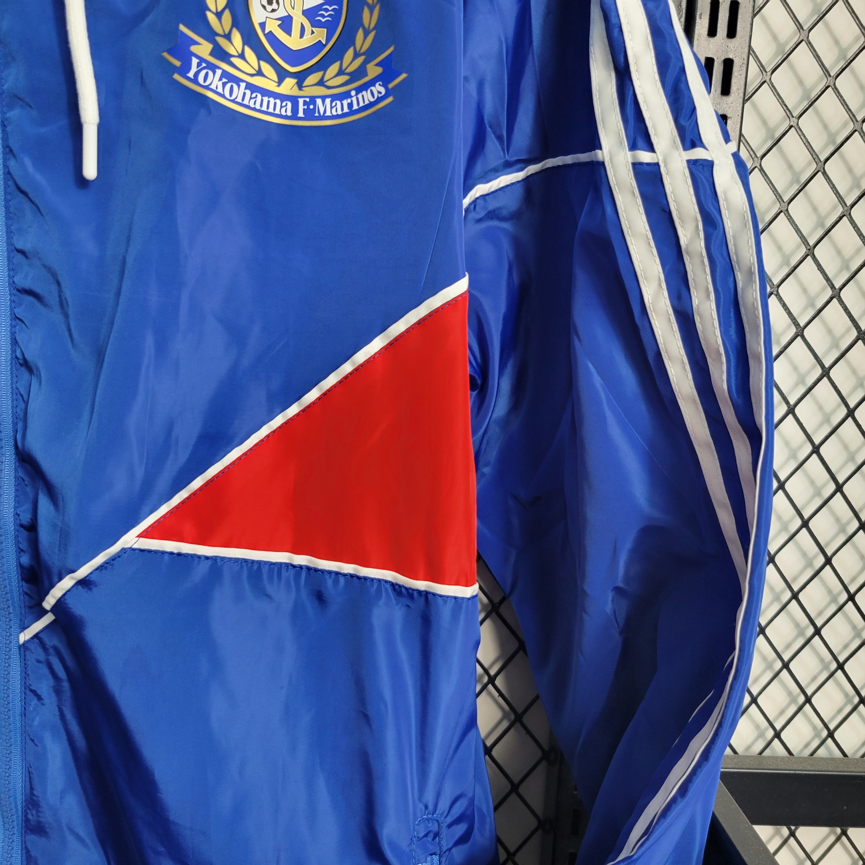 Veste / Survêtement Yokohama F. Marinos 2023 2024€65.99