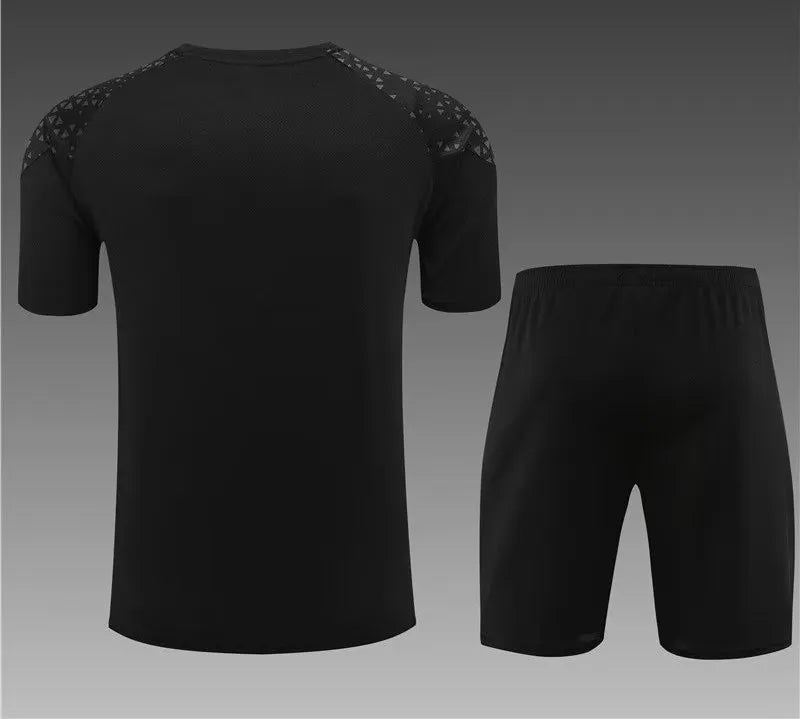 Kit maillot AC Milan 2023 2024€14.99