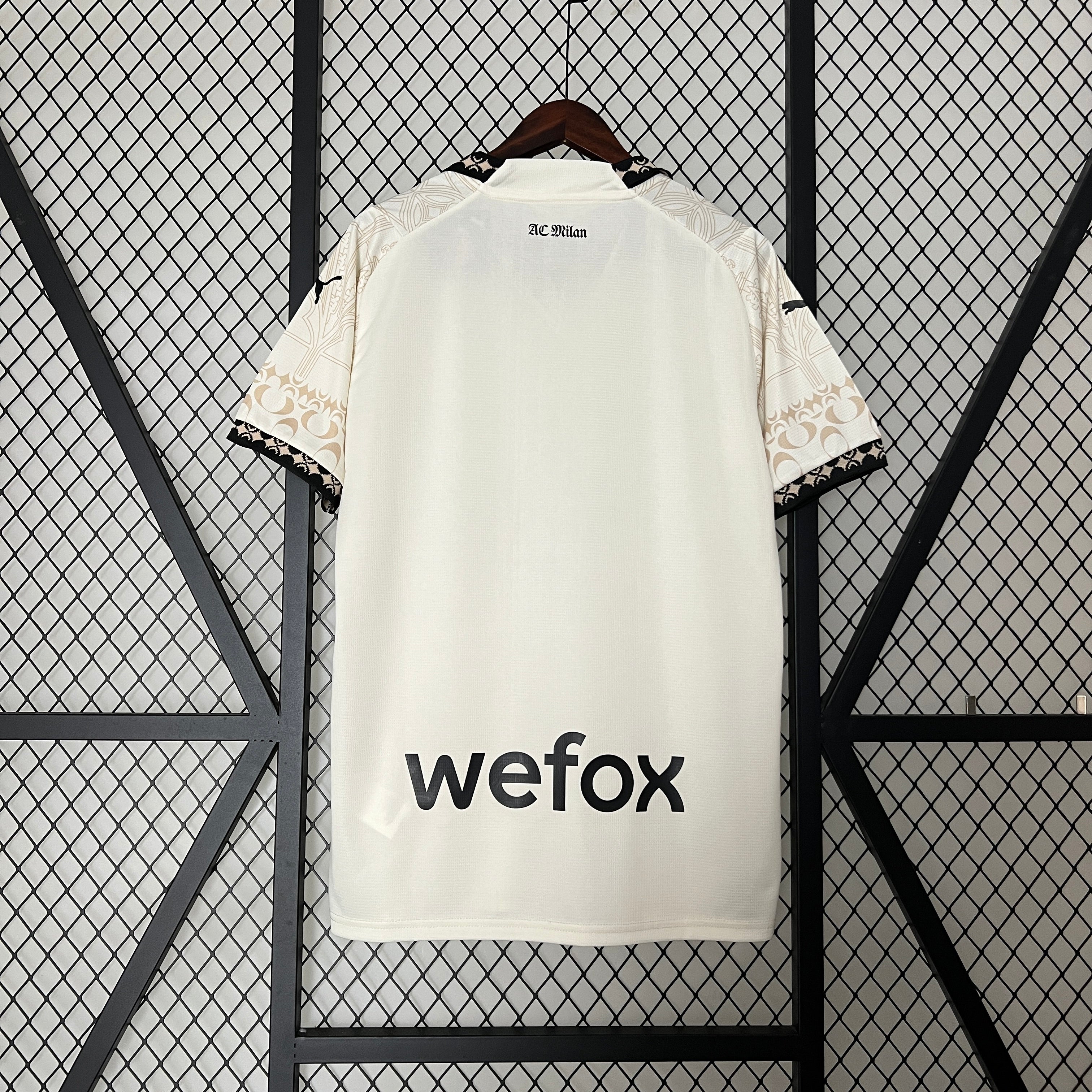 AC Milan x Pleasures maillot foot Blanc 2024 2025 Fourth€14.99