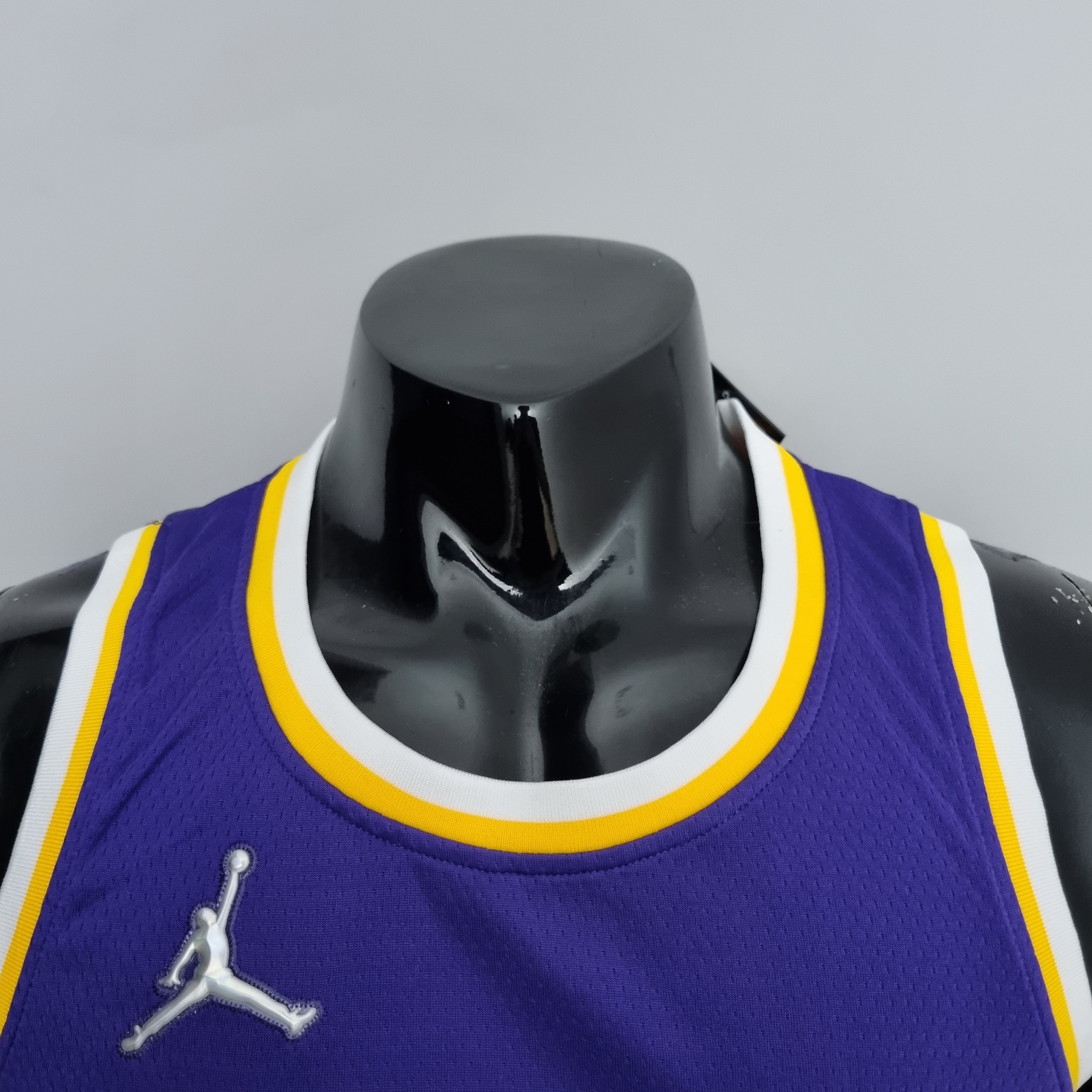 Maillot Los Angeles Lakers 3 Davis NBA Basket€20.99