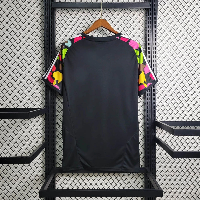 Japon maillot foot pré match 2024 2025
