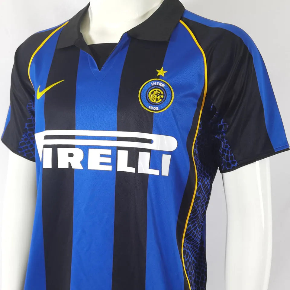 Inter Milan maillot Retro 2001 2002€19.99
