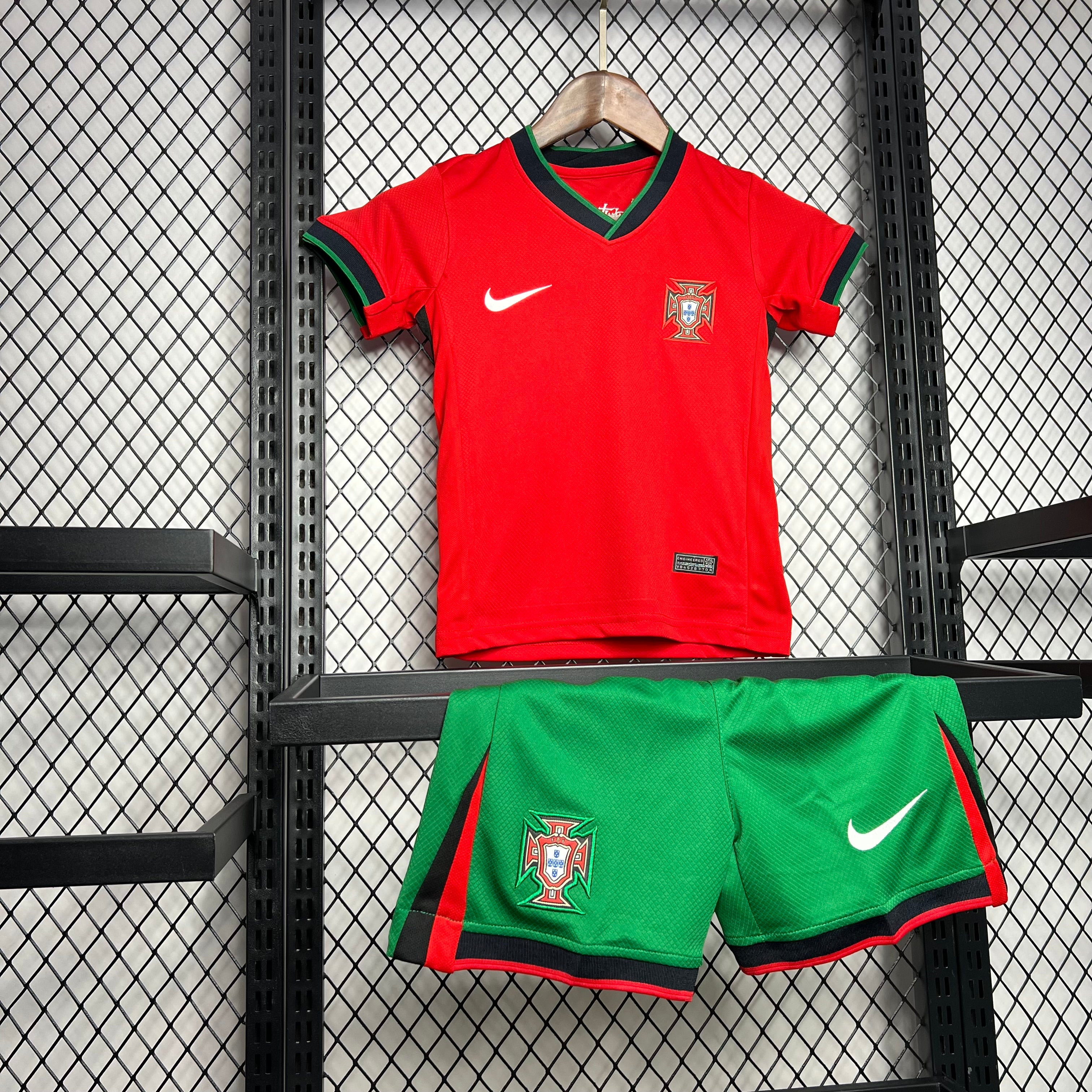 Kit Enfant Portugal 2024 2025€14.99